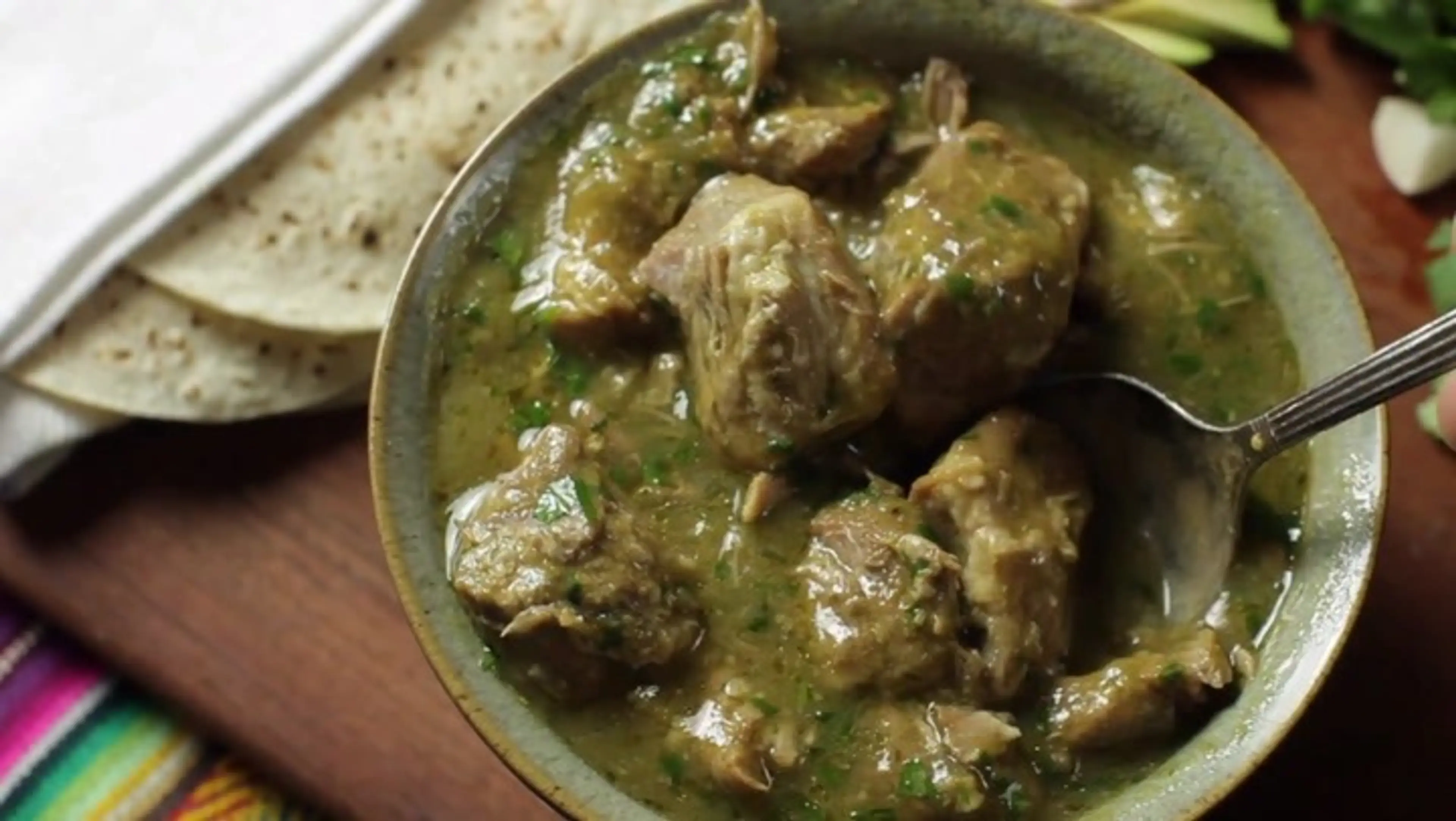 Easy Pressure Cooker Pork Chile Verde Recipe