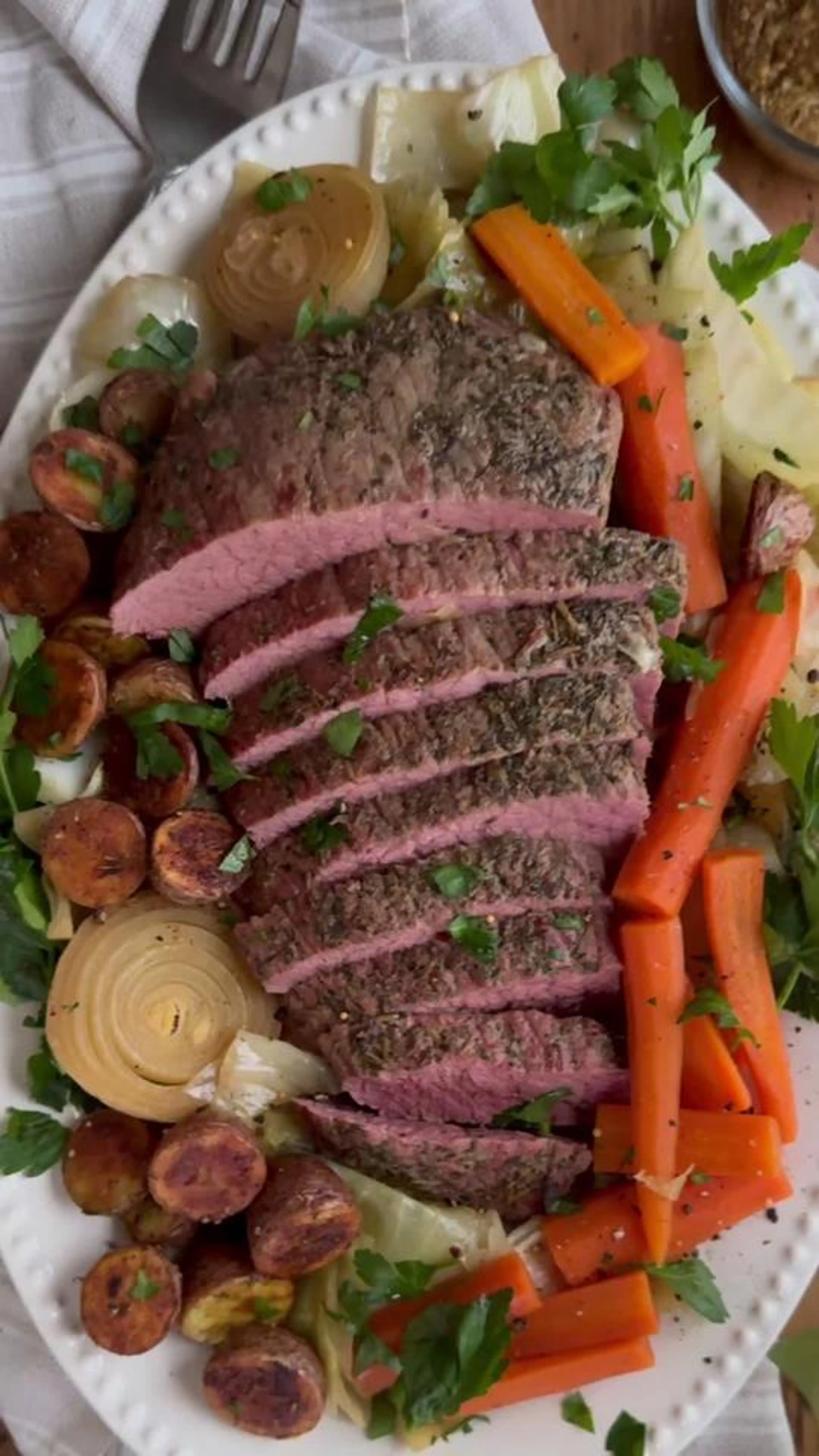Corned Beef & Cabbage in a Slow Cooker. Here’s the Ingredien