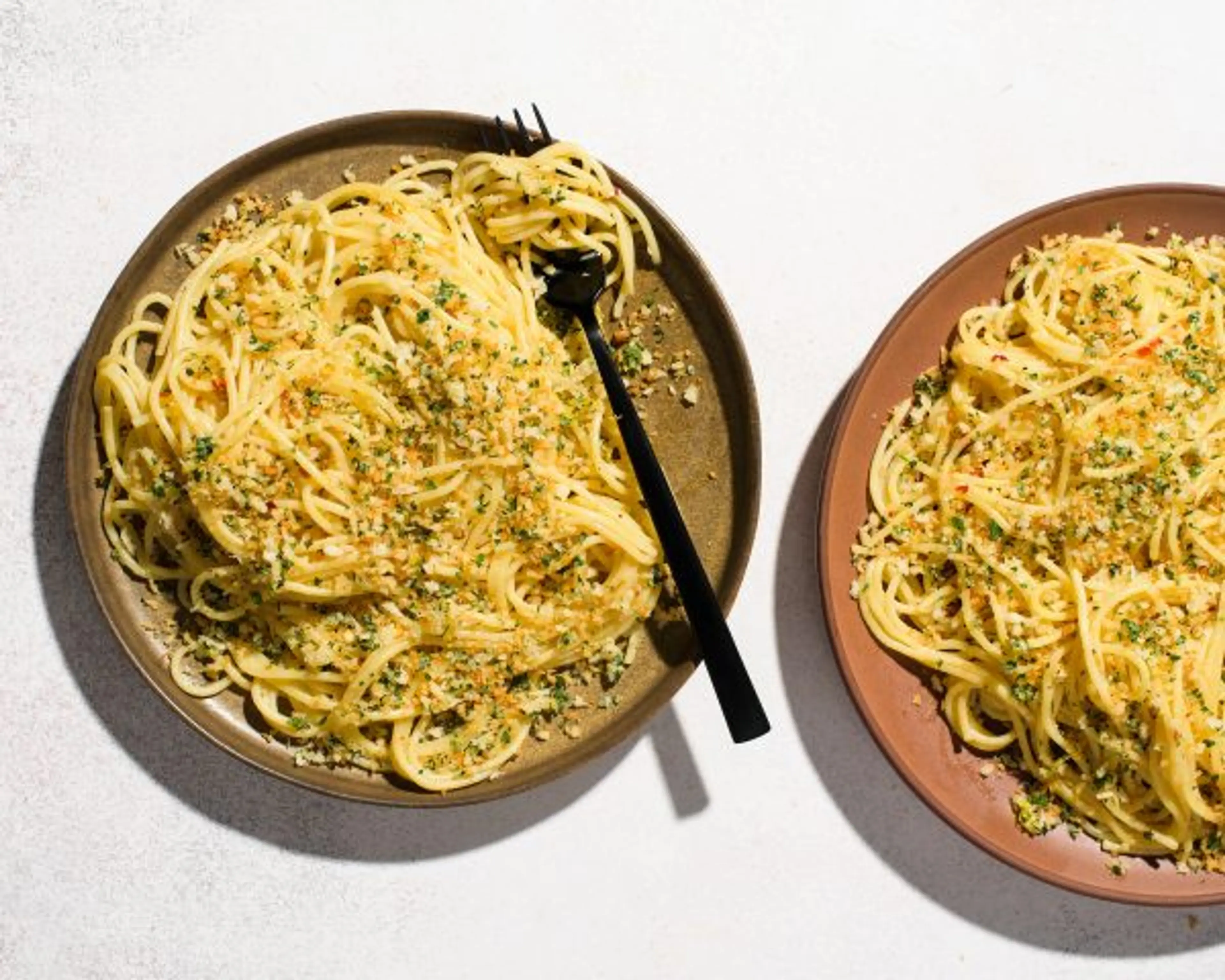 Spaghetti with Garlic, Oil and Lemon-Parmesan Breadcrumbs
