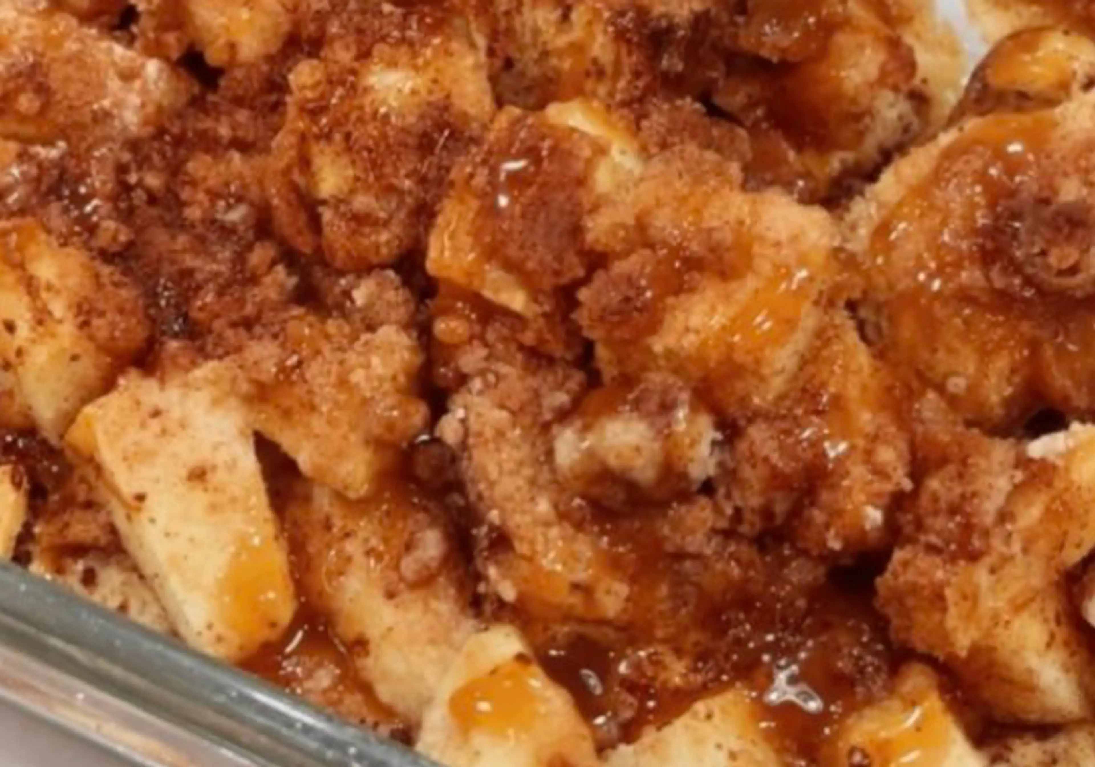 APPLE PIE FRENCH TOAST BOWL