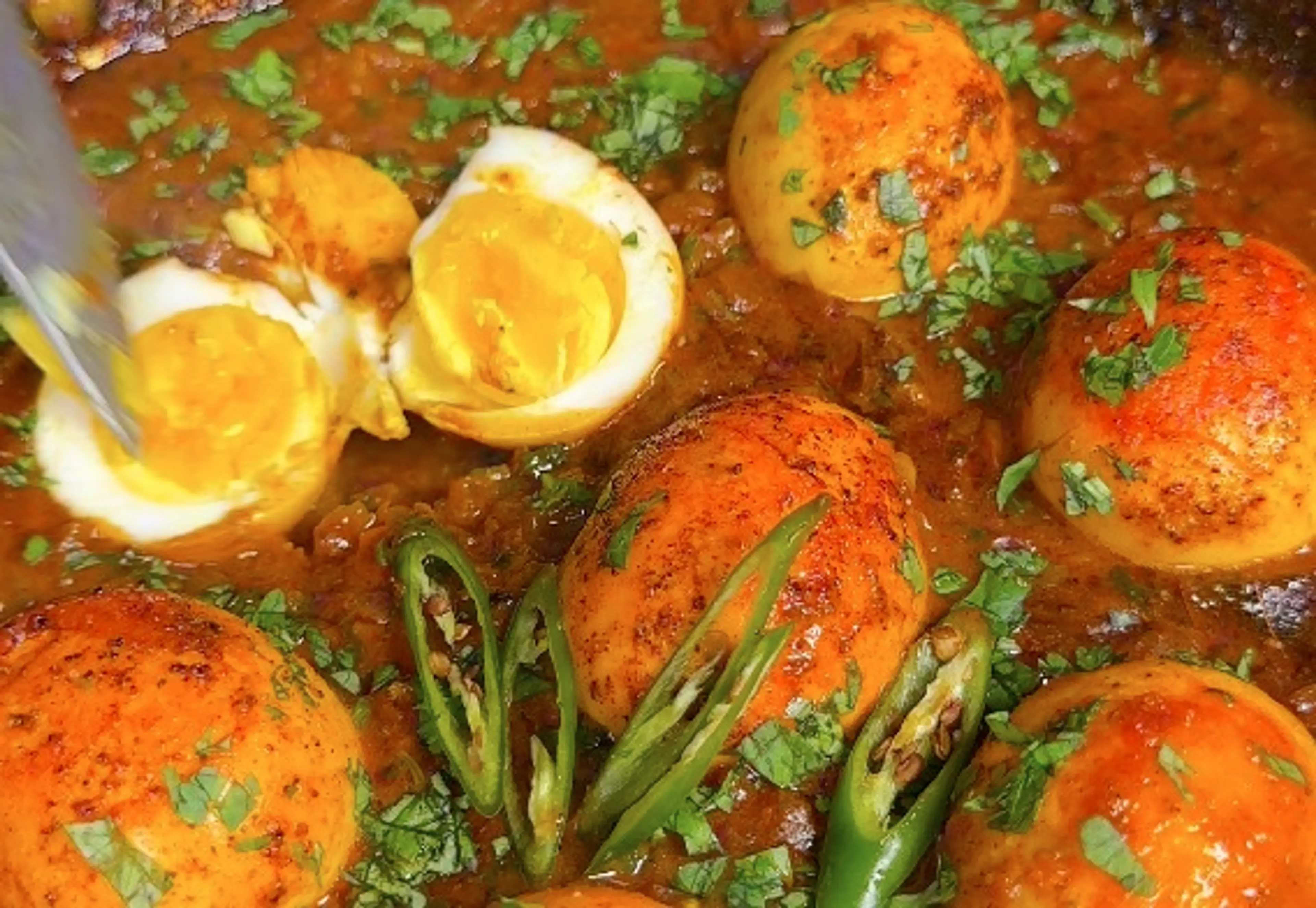 Egg Masala Curry (Anda Curry - Dhaba Style)