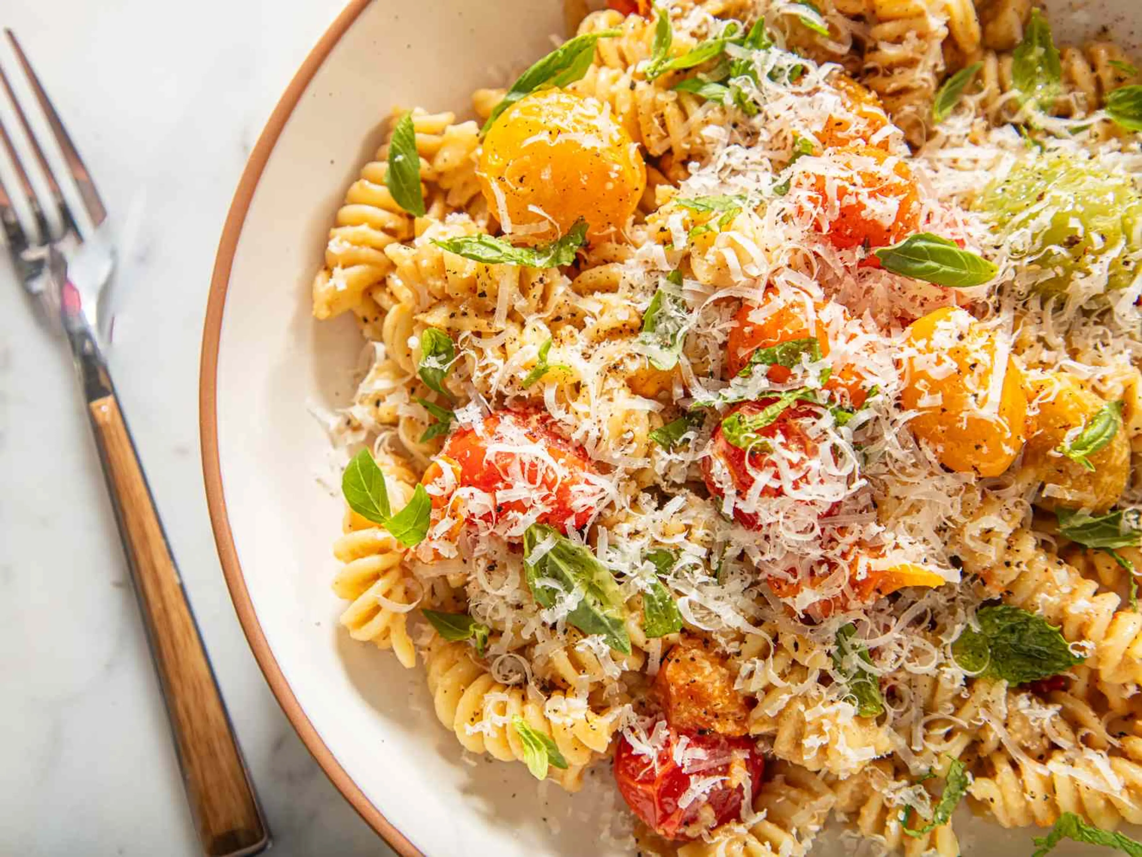 This 15-Minute Creamy Pasta Dinner Tastes Like It Takes Hour