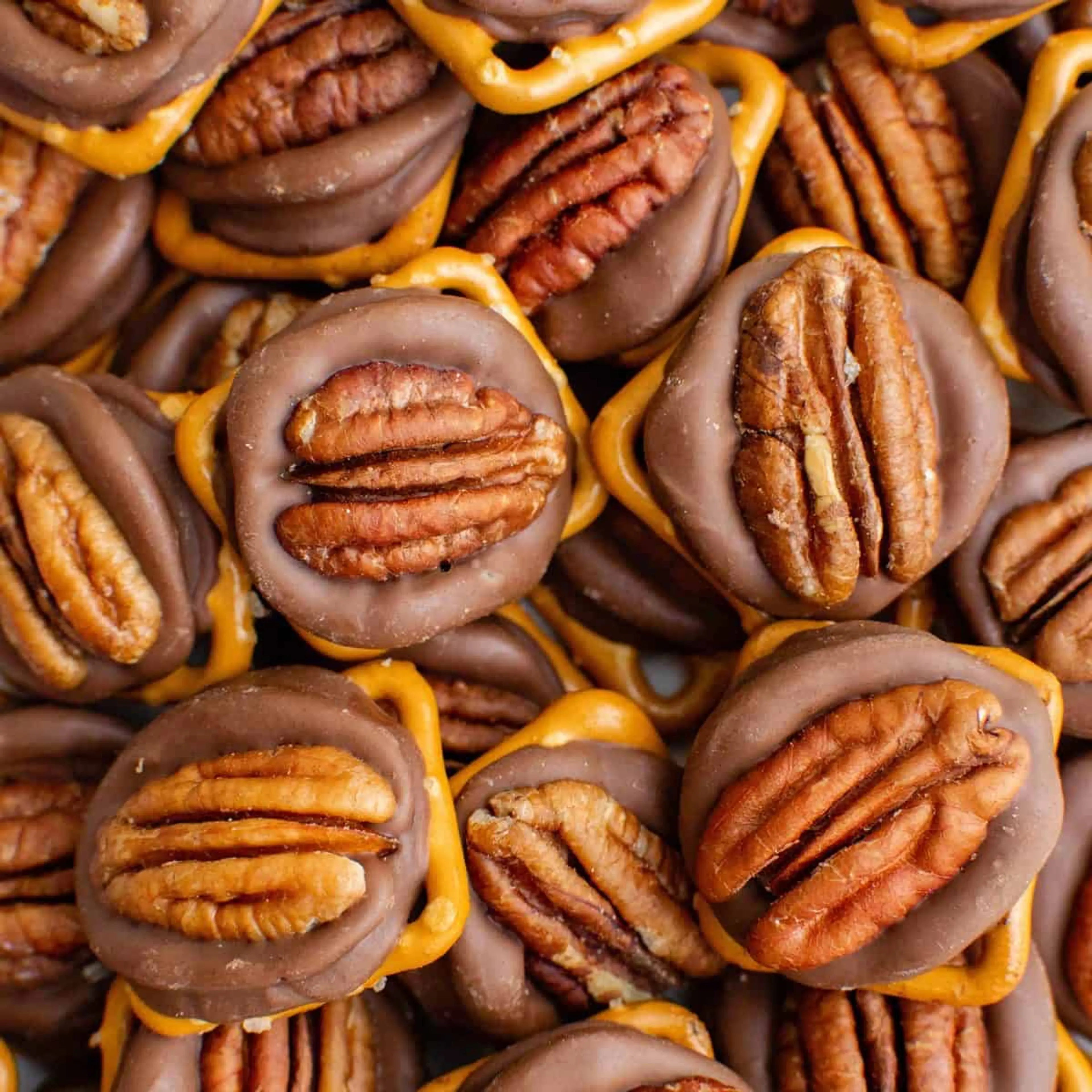 Pretzel Rolo Turtles