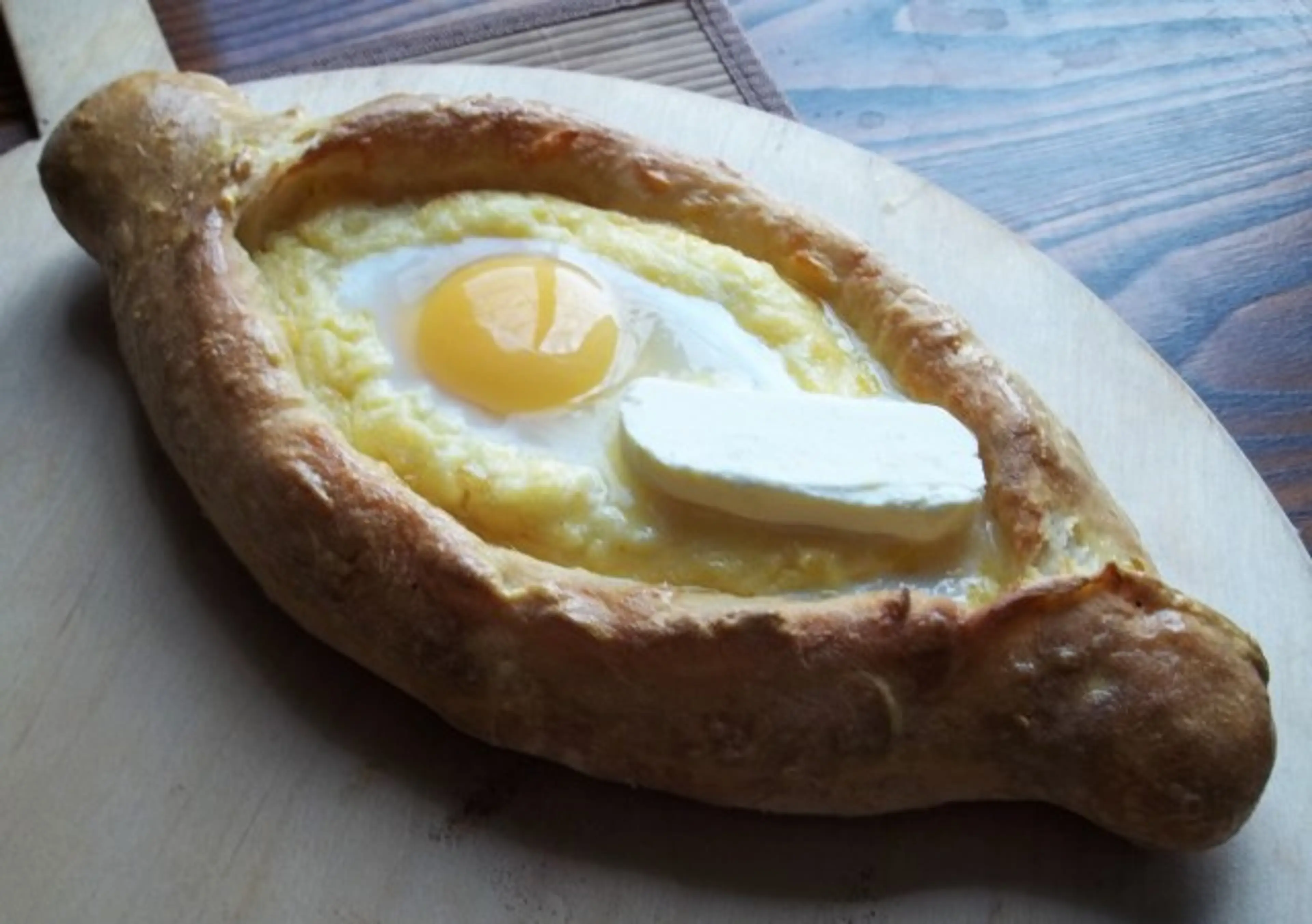 Khachapuri Acharuli