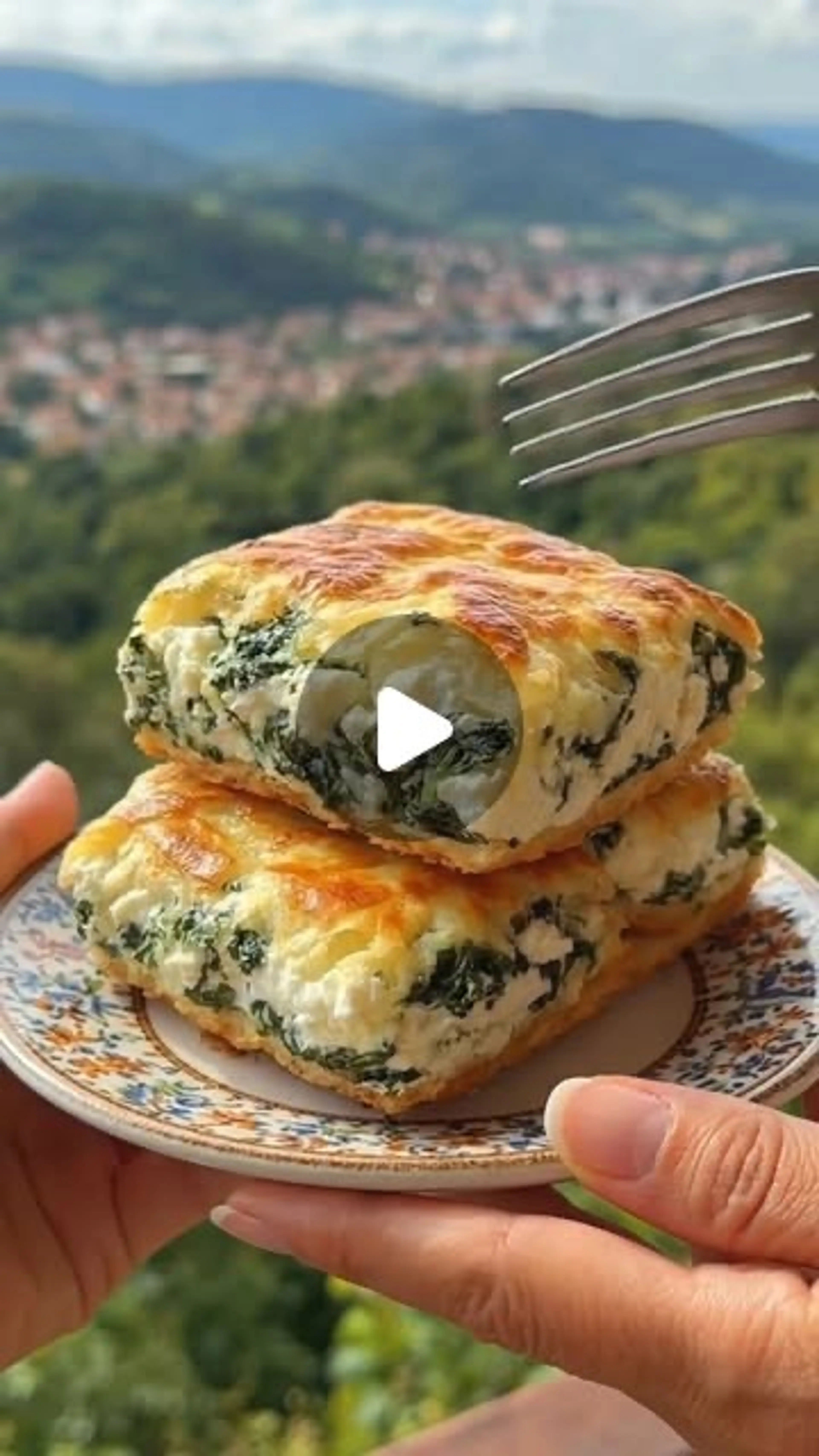 High-protein Low-carb Spinach & Feta Pie