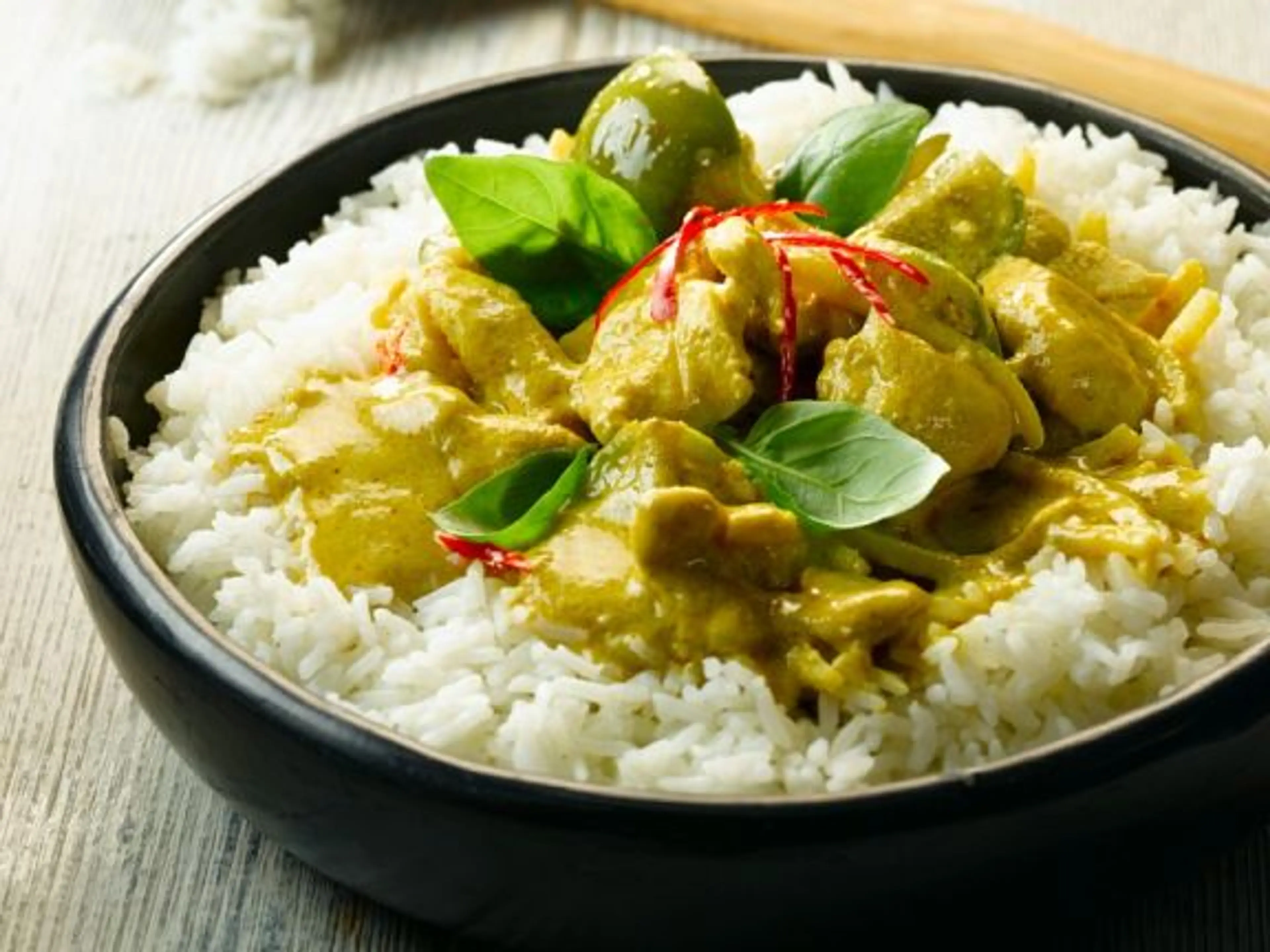 Grünes Thai Curry mit Hähnchen
