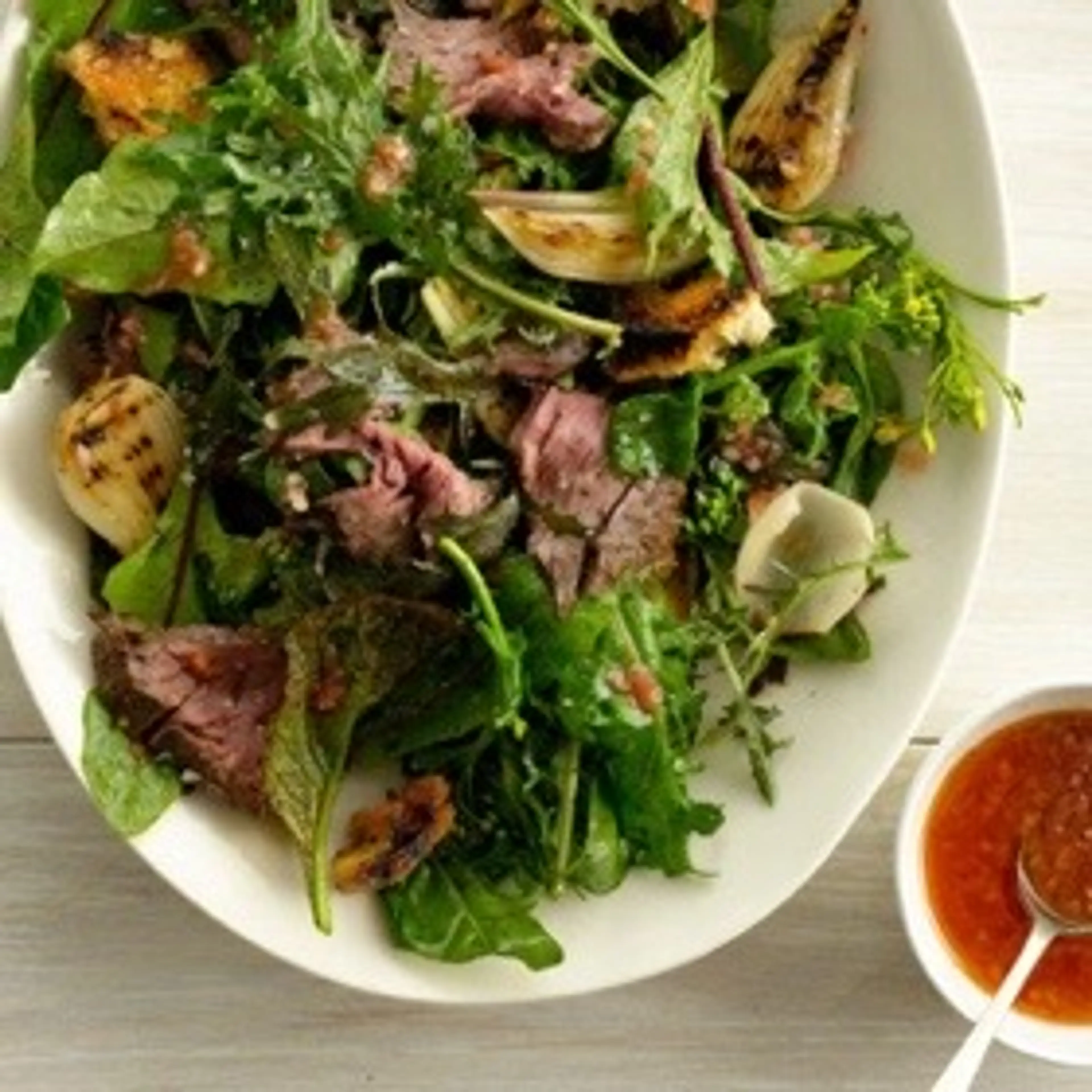 Grilled Steak Salad with Tomato Vinaigrette