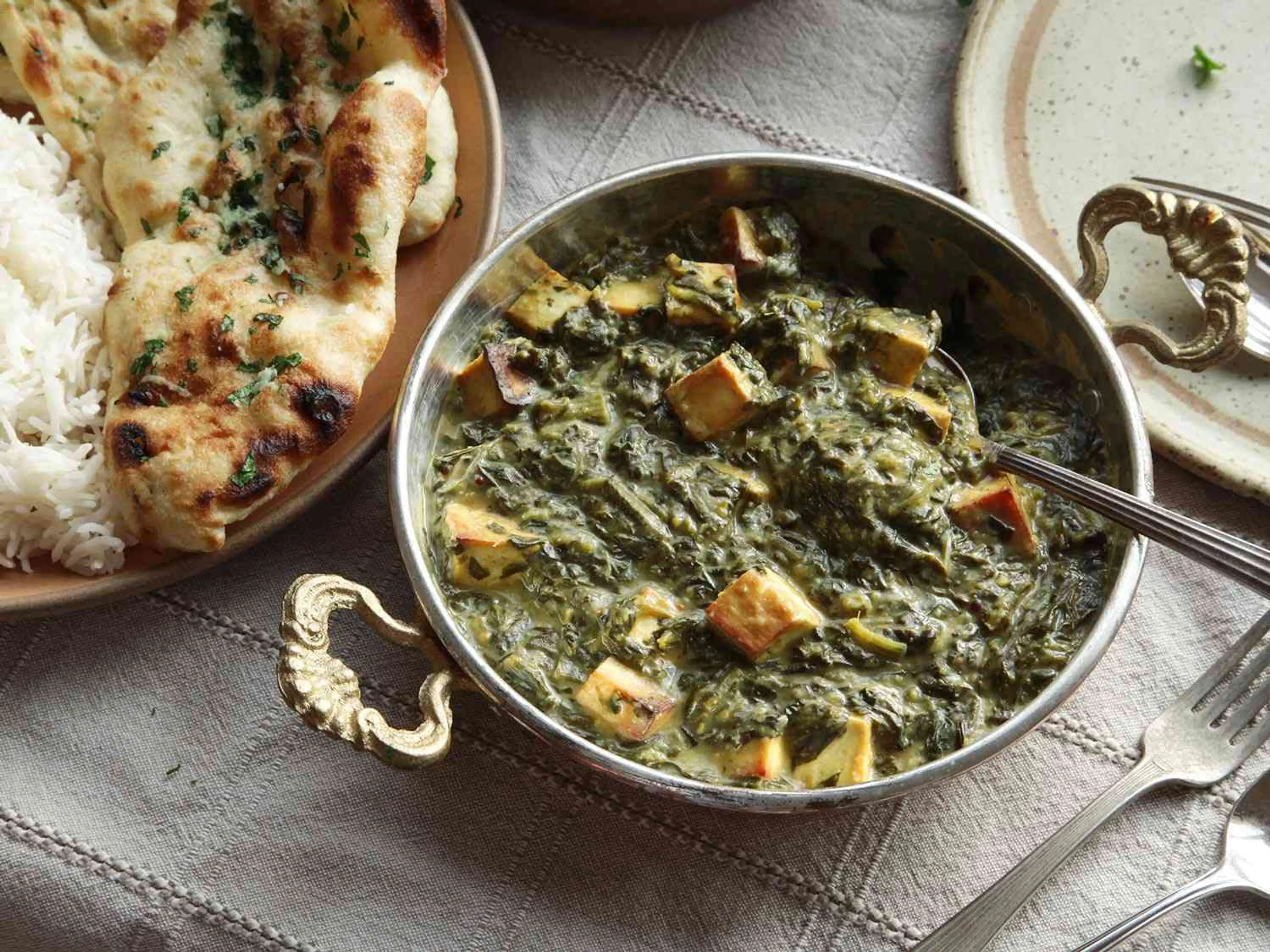 Creamy Vegan Saag Paneer (With Tofu) Recipe