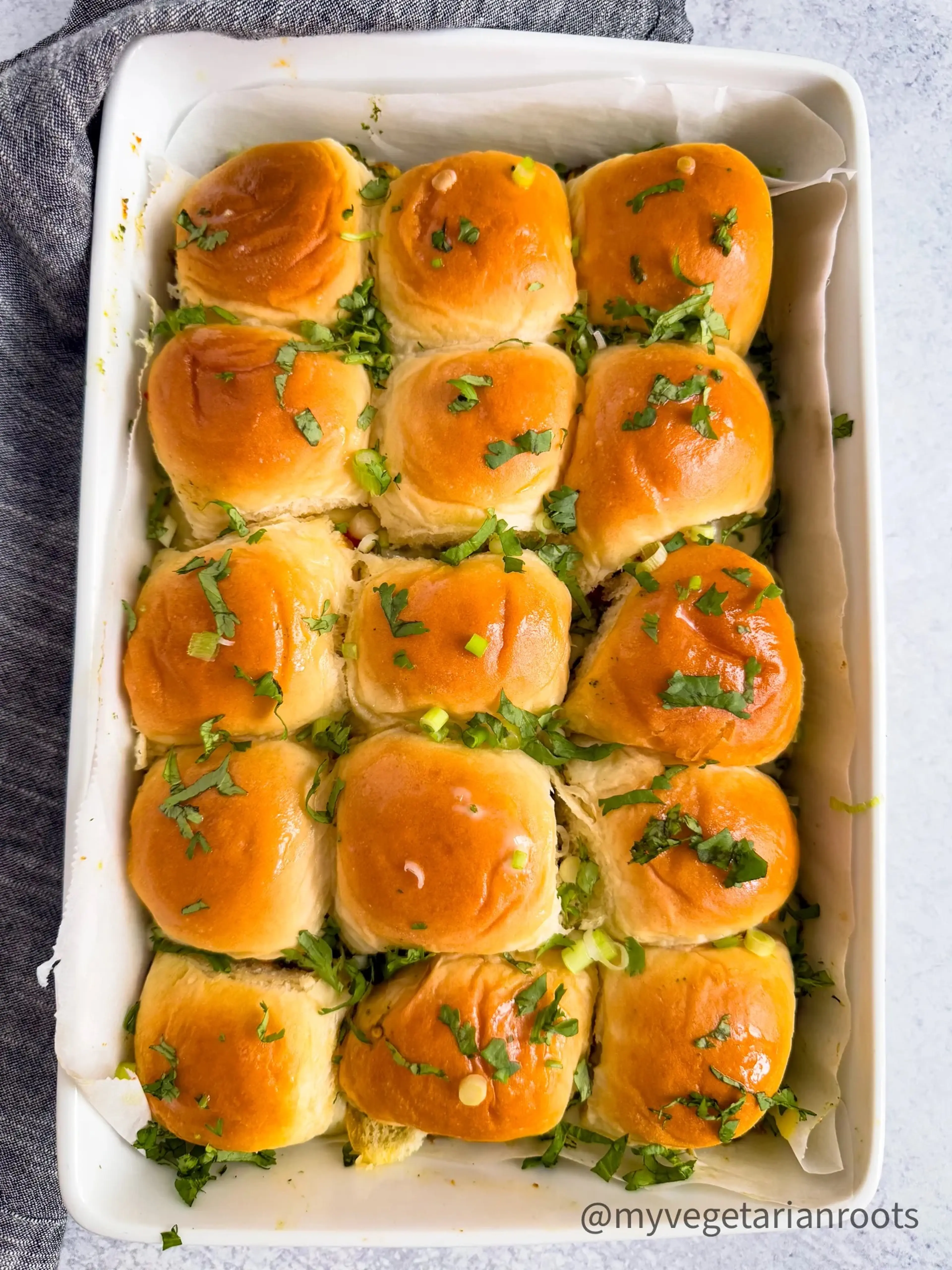 Chili Cheese Sliders