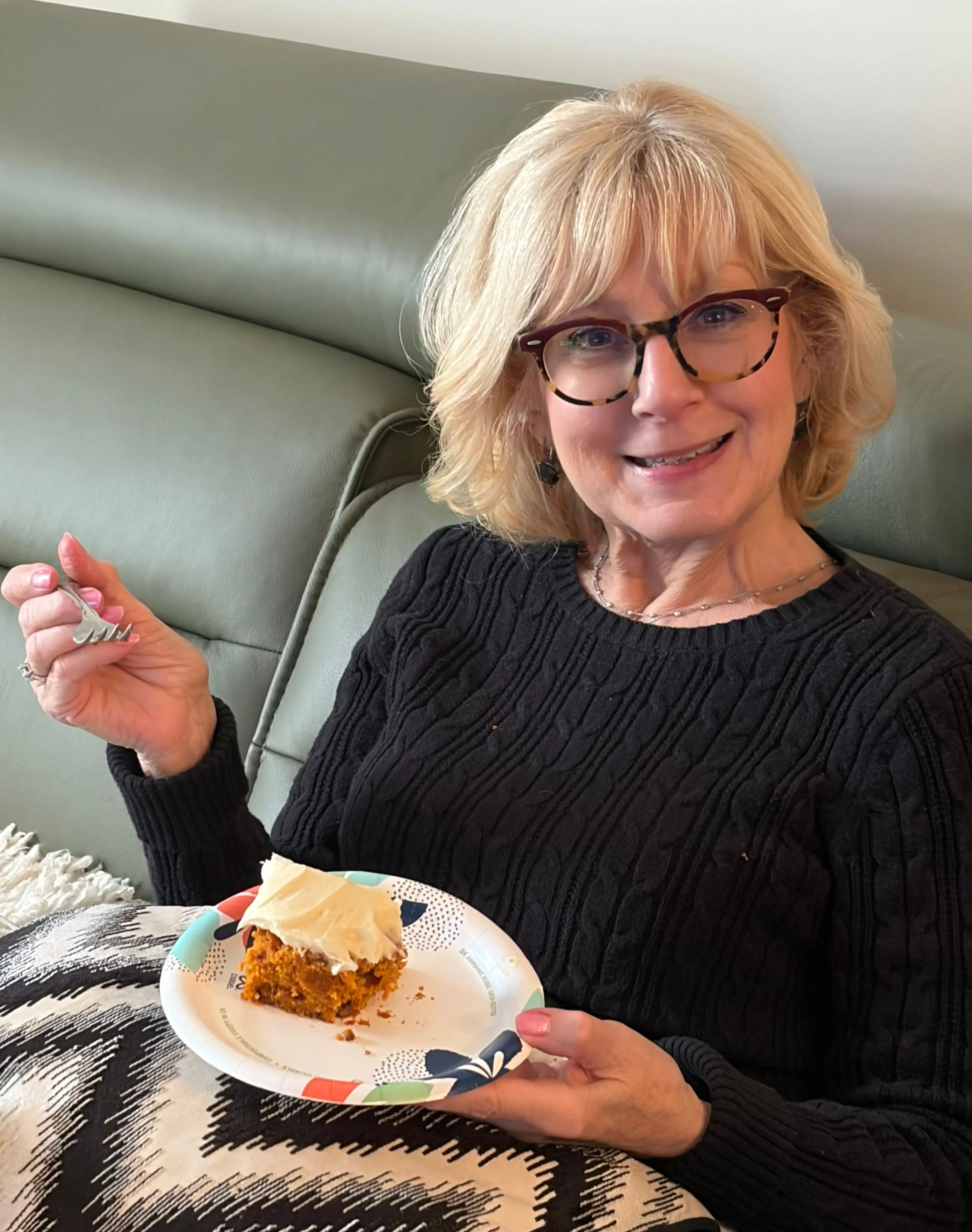 CARROT LOVERS CAKE W CREAM CHEESE AMERICAN BUTTERCREAM FROST