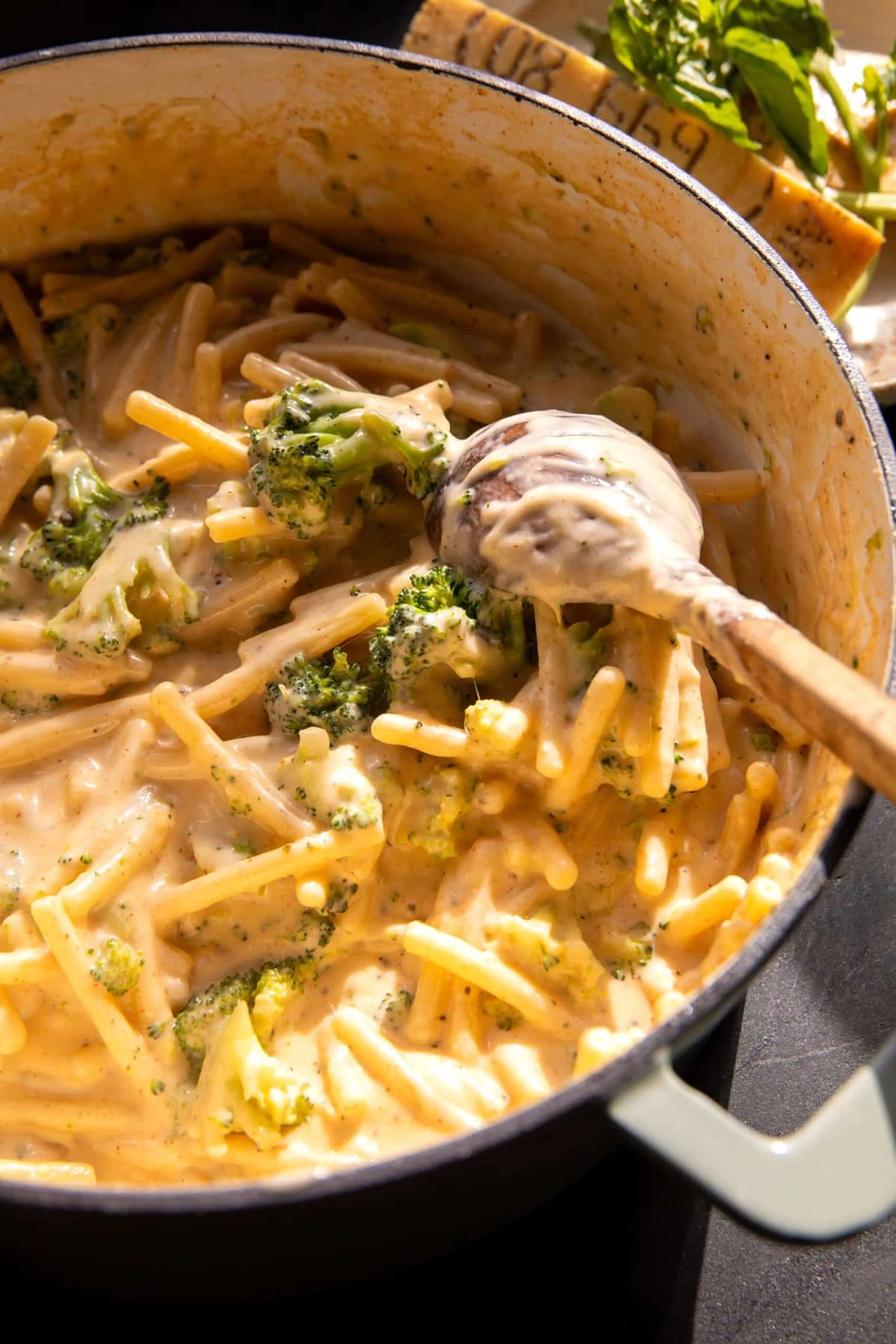 One Pot Broccoli Cheese Pesto Pasta