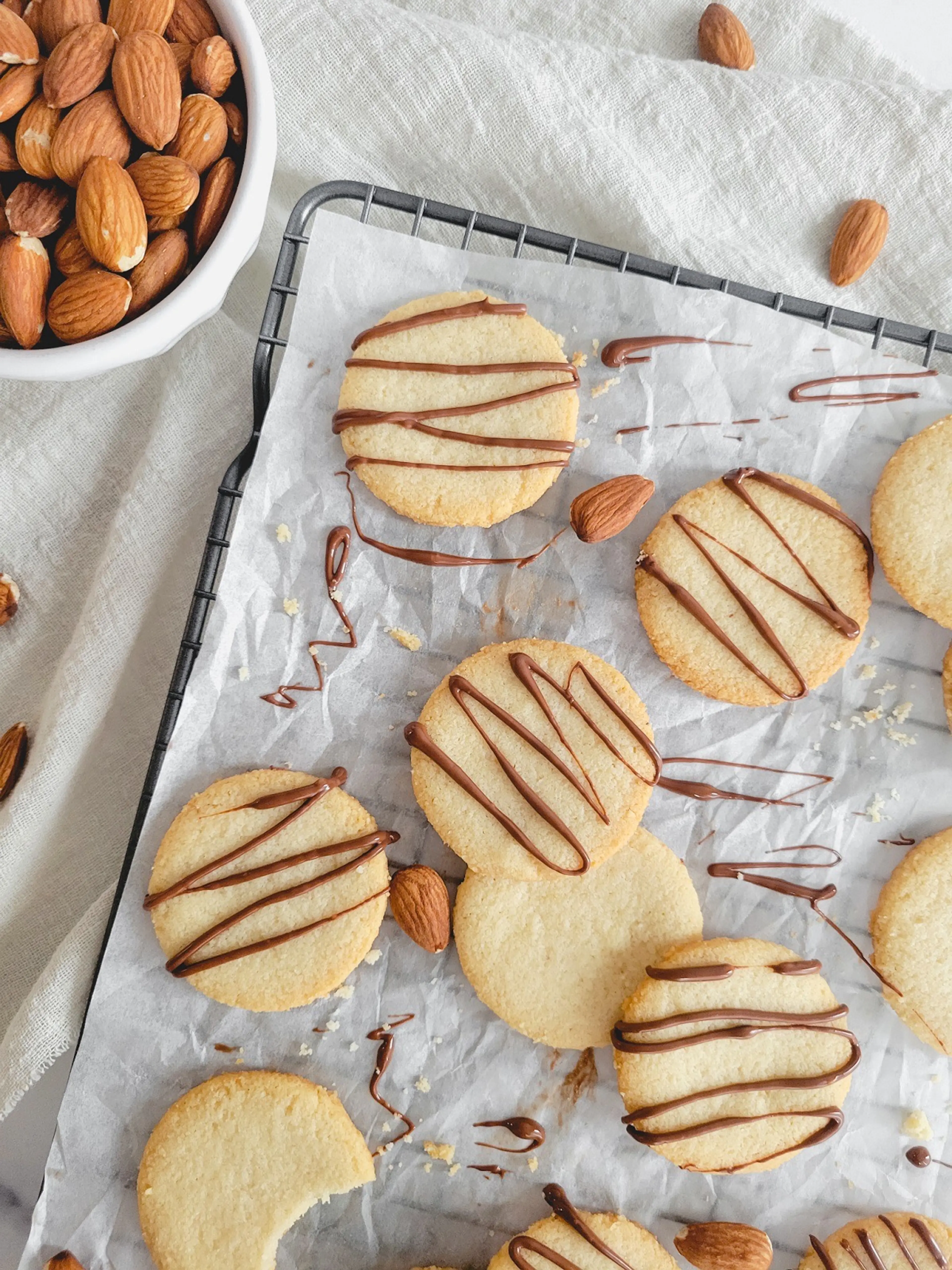 Almond Flour Shortbread Cookies