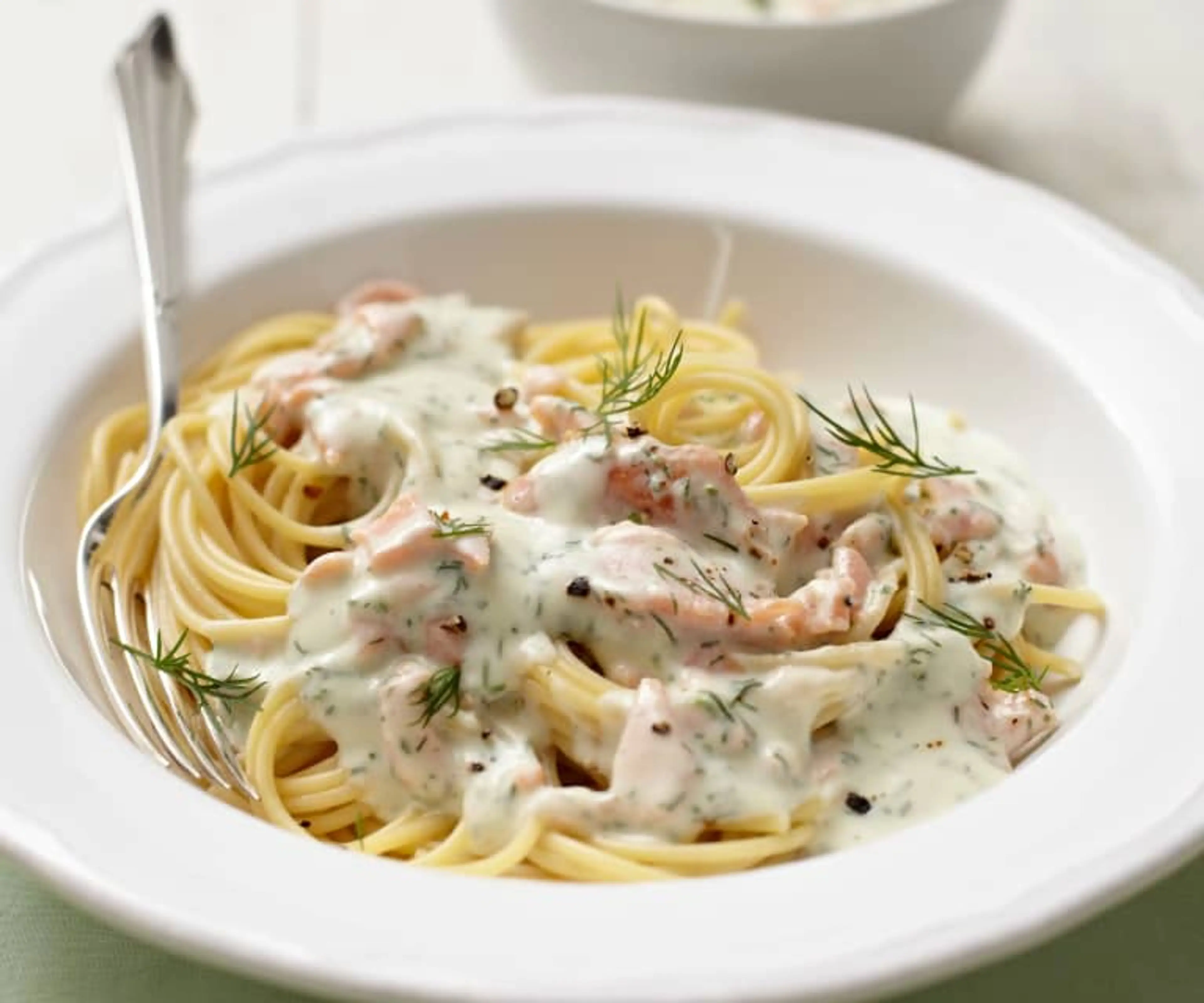 Lachs-Dill-Senf-Sauce zu Nudeln