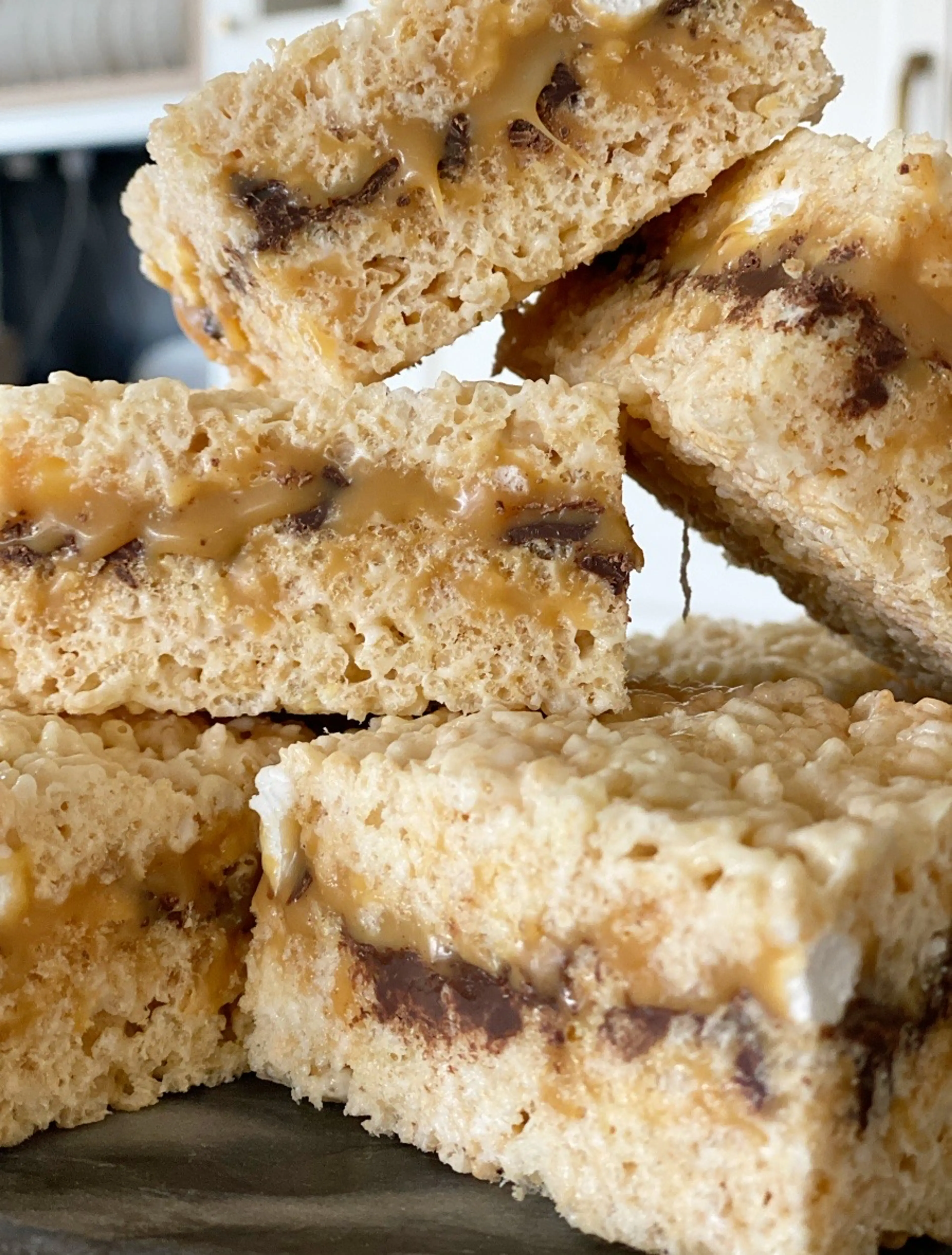 Caramel Chocolate Chip Stuffed Krispy Treats