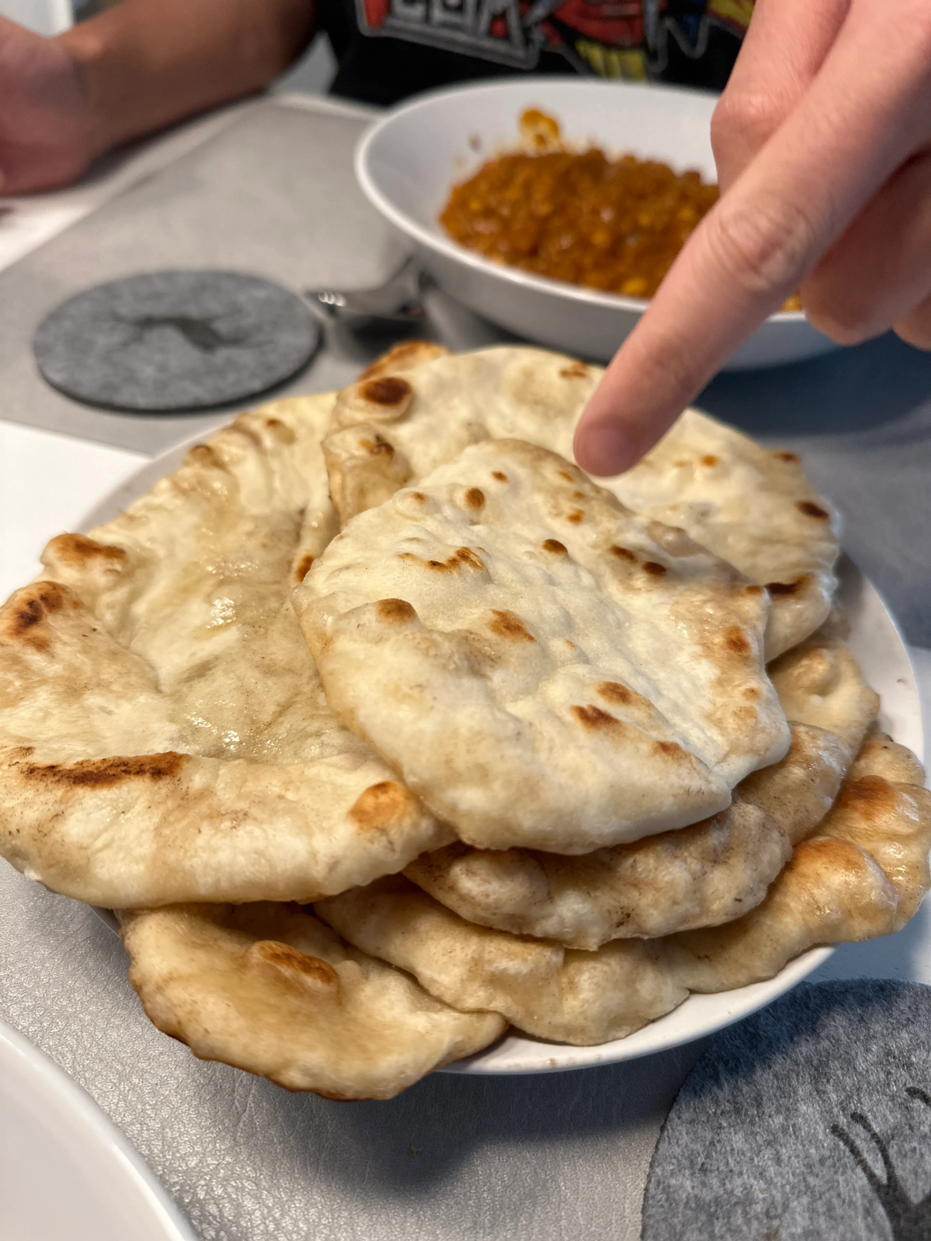 Naan Brot mit Joghurt