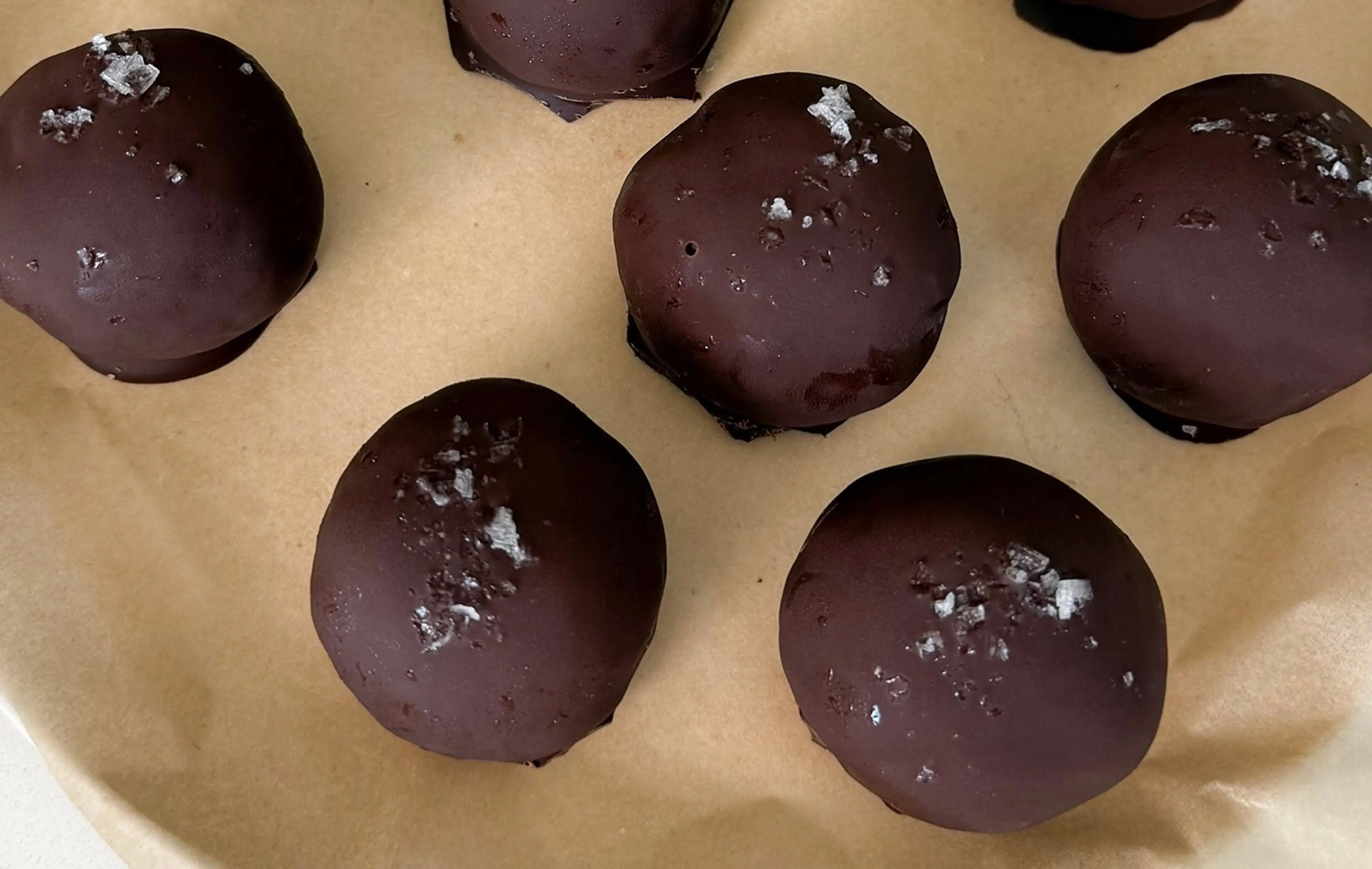 Viral Healthy Brownie Balls (Gluten Free, High Protein)