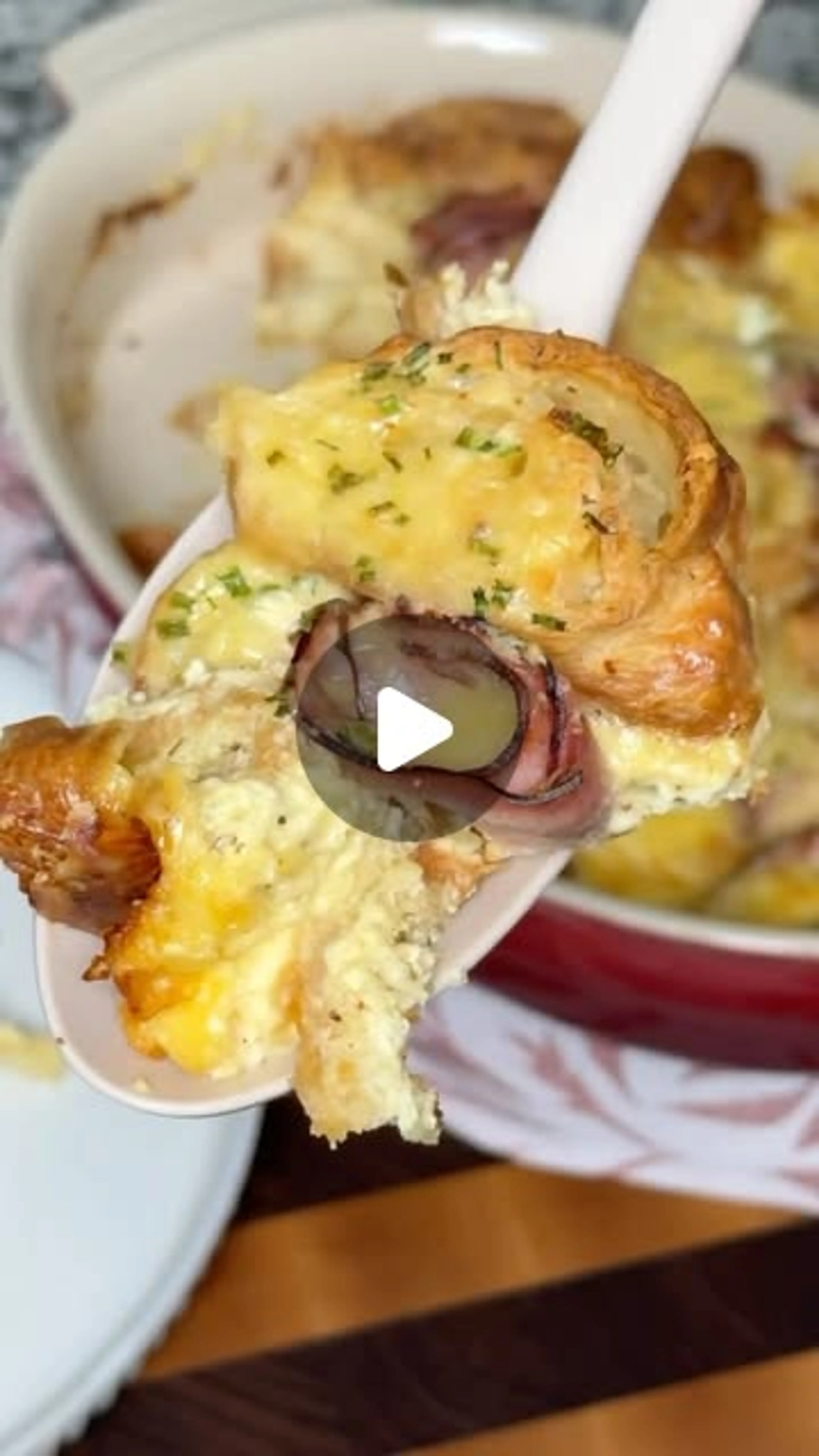 Cheesy Ham & Gouda Croissant Casserole