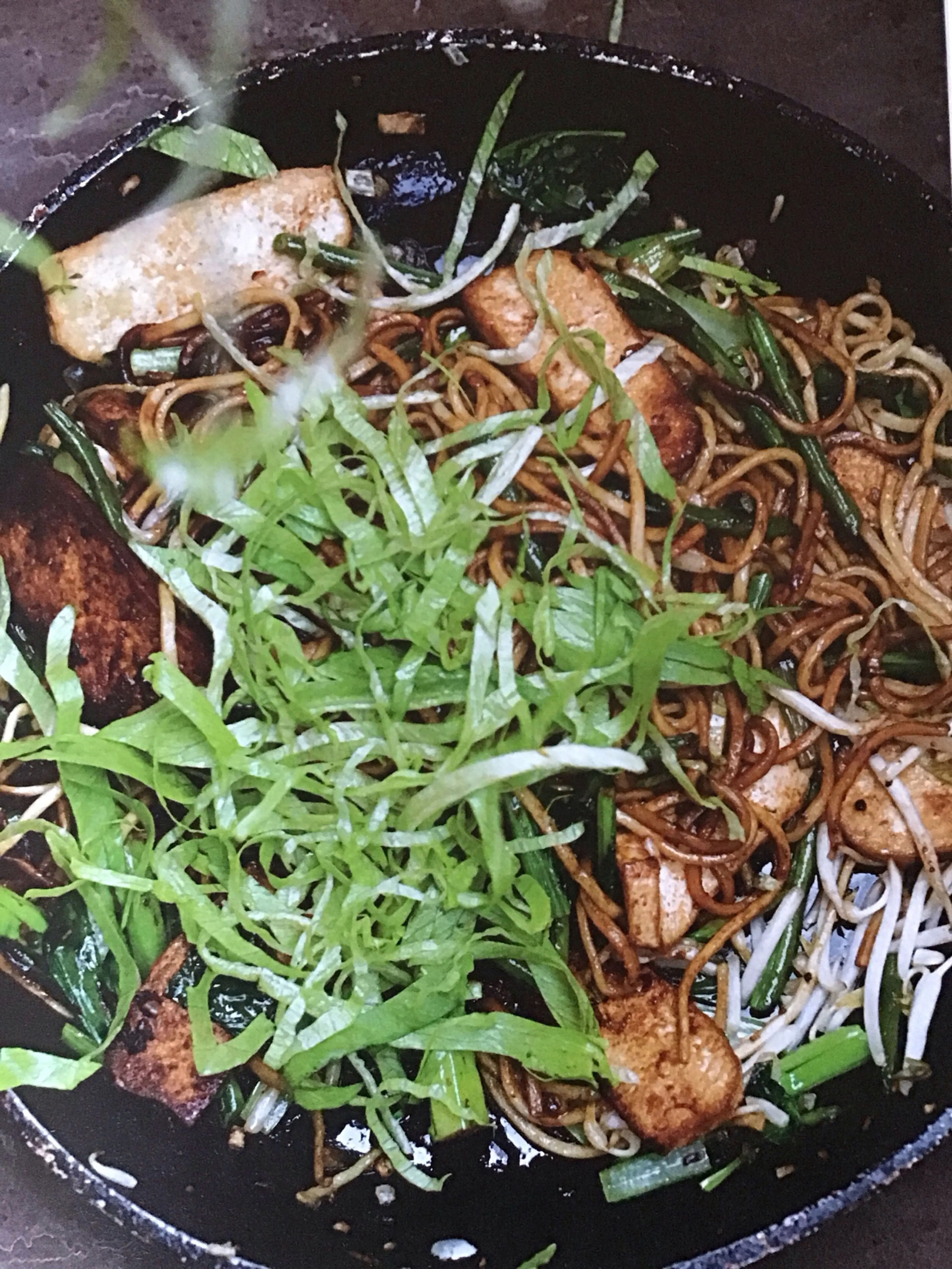 Mee goreng - Nudeln mit Gemüse und Tofu