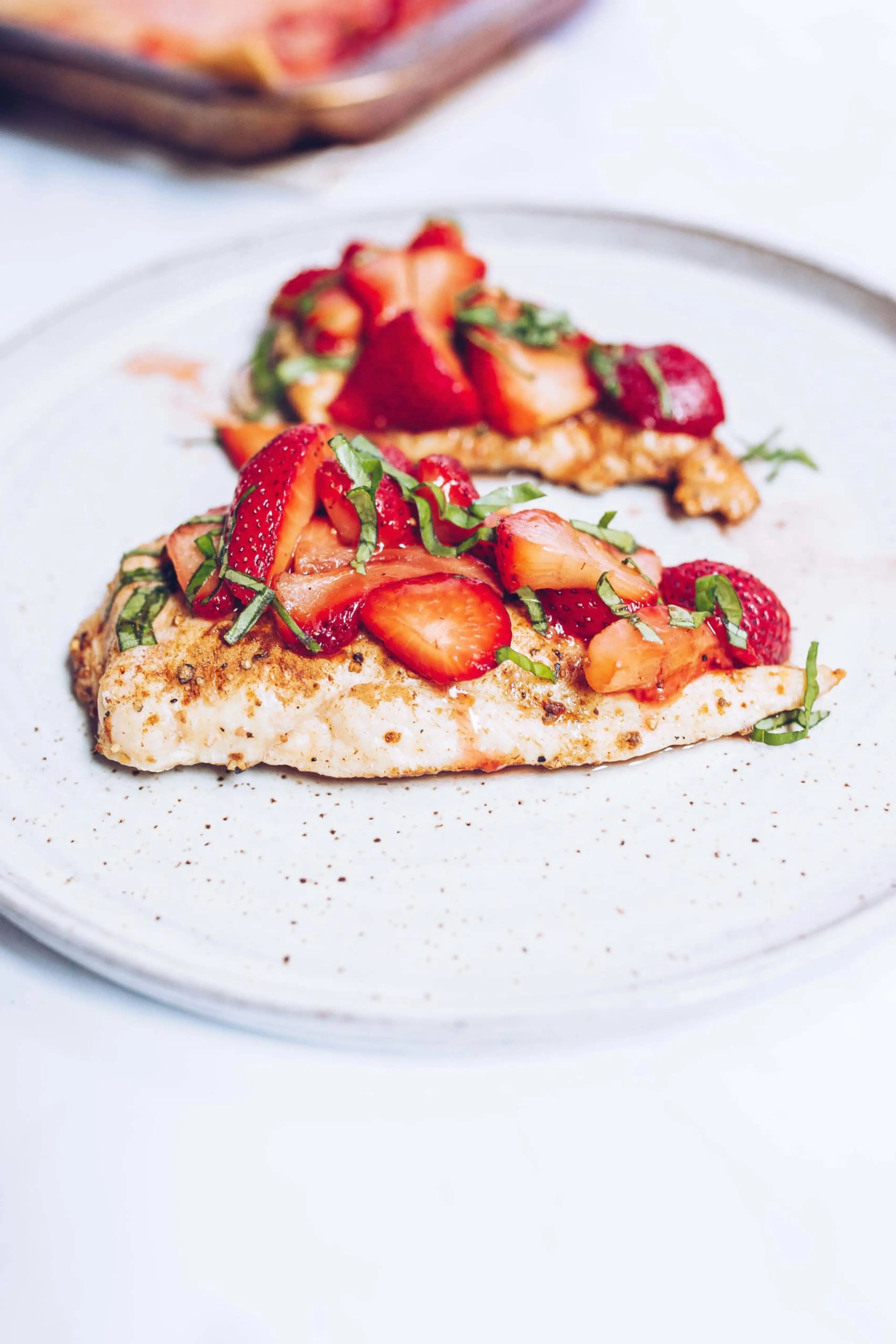 Balsamic Roasted Strawberry Chicken (AIP, Paleo, Whole30)