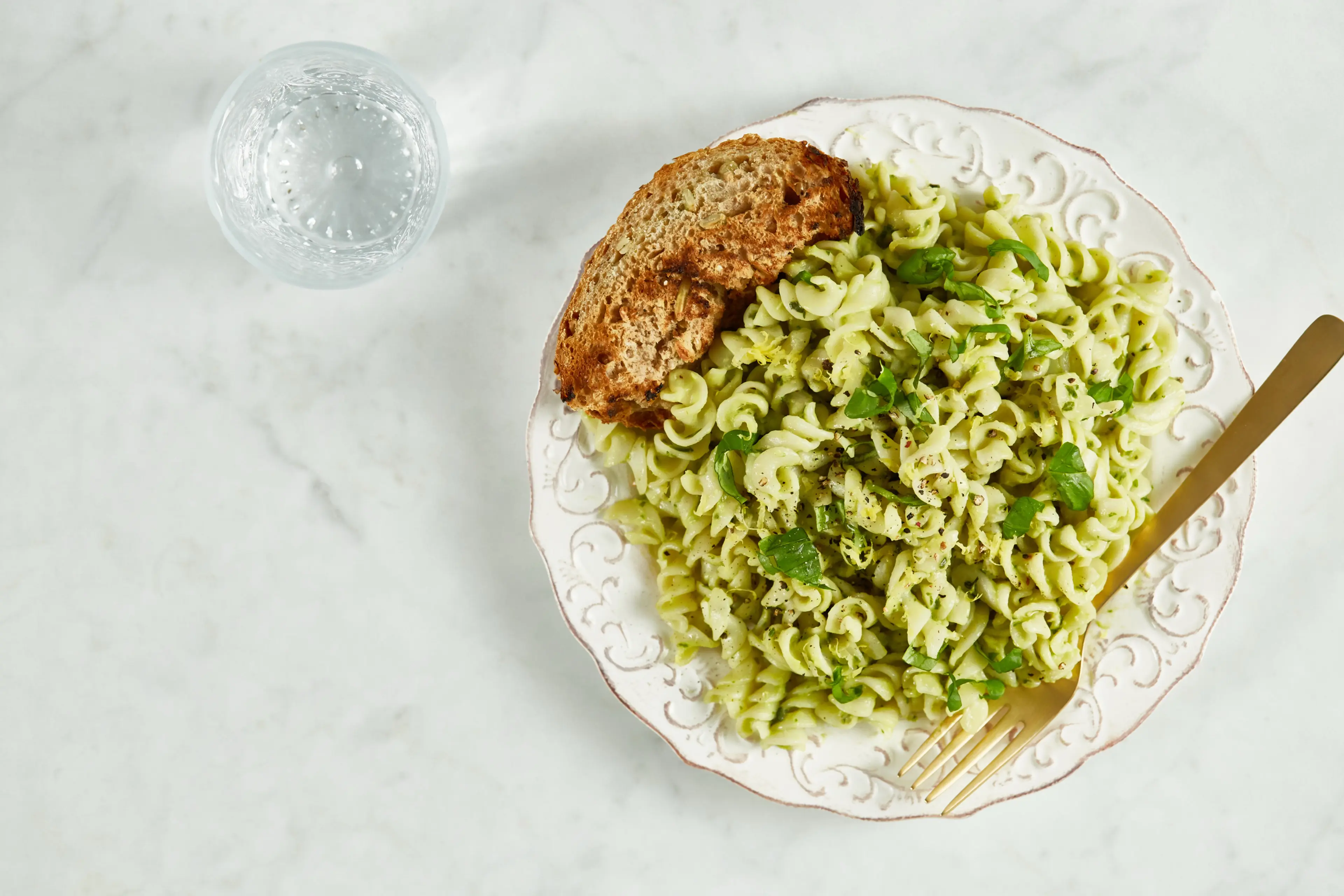 15-Minute Creamy Avocado Pasta