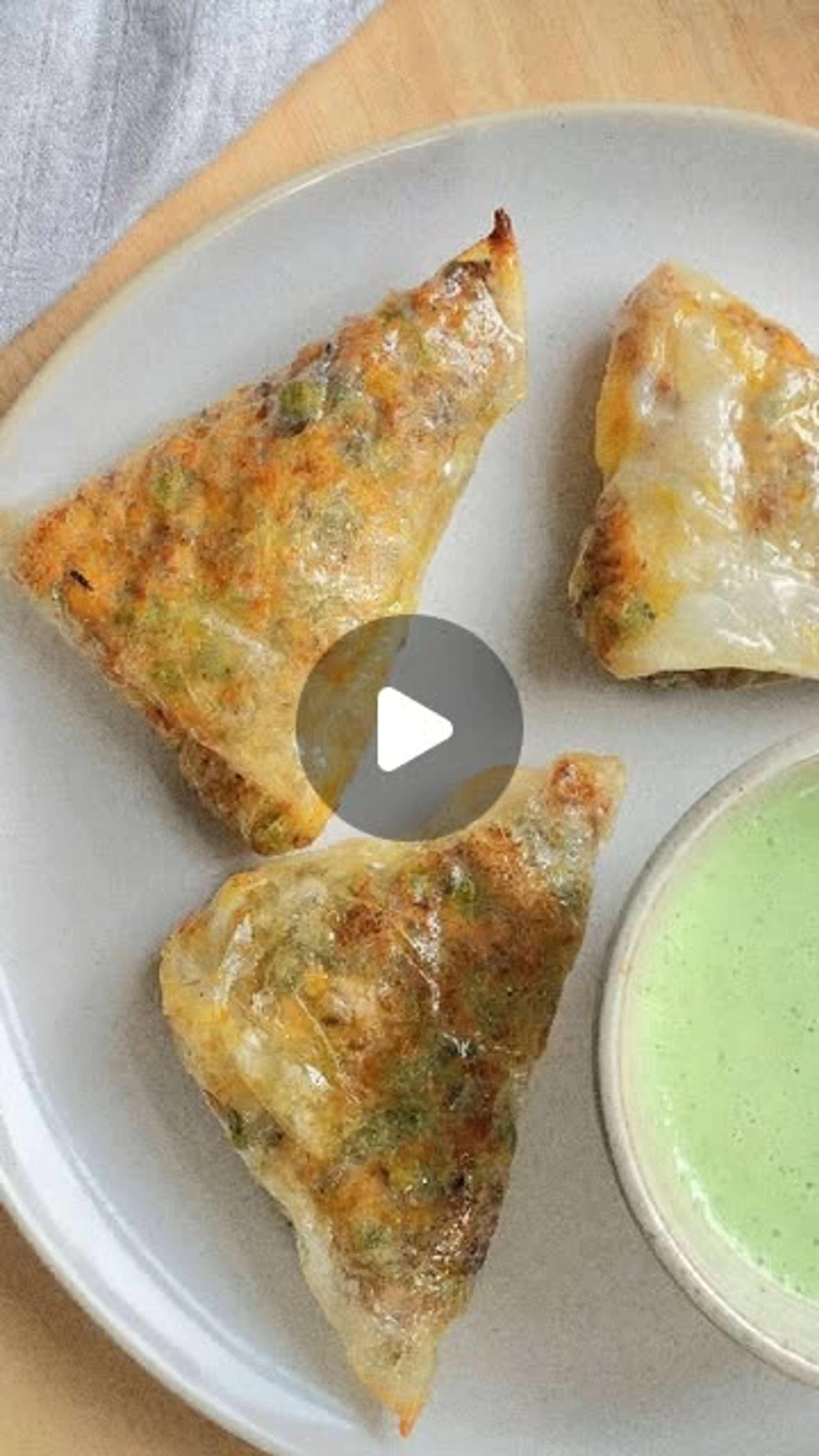 These Crispy Rice Paper Samosas Are So Tasty and Surprisingl