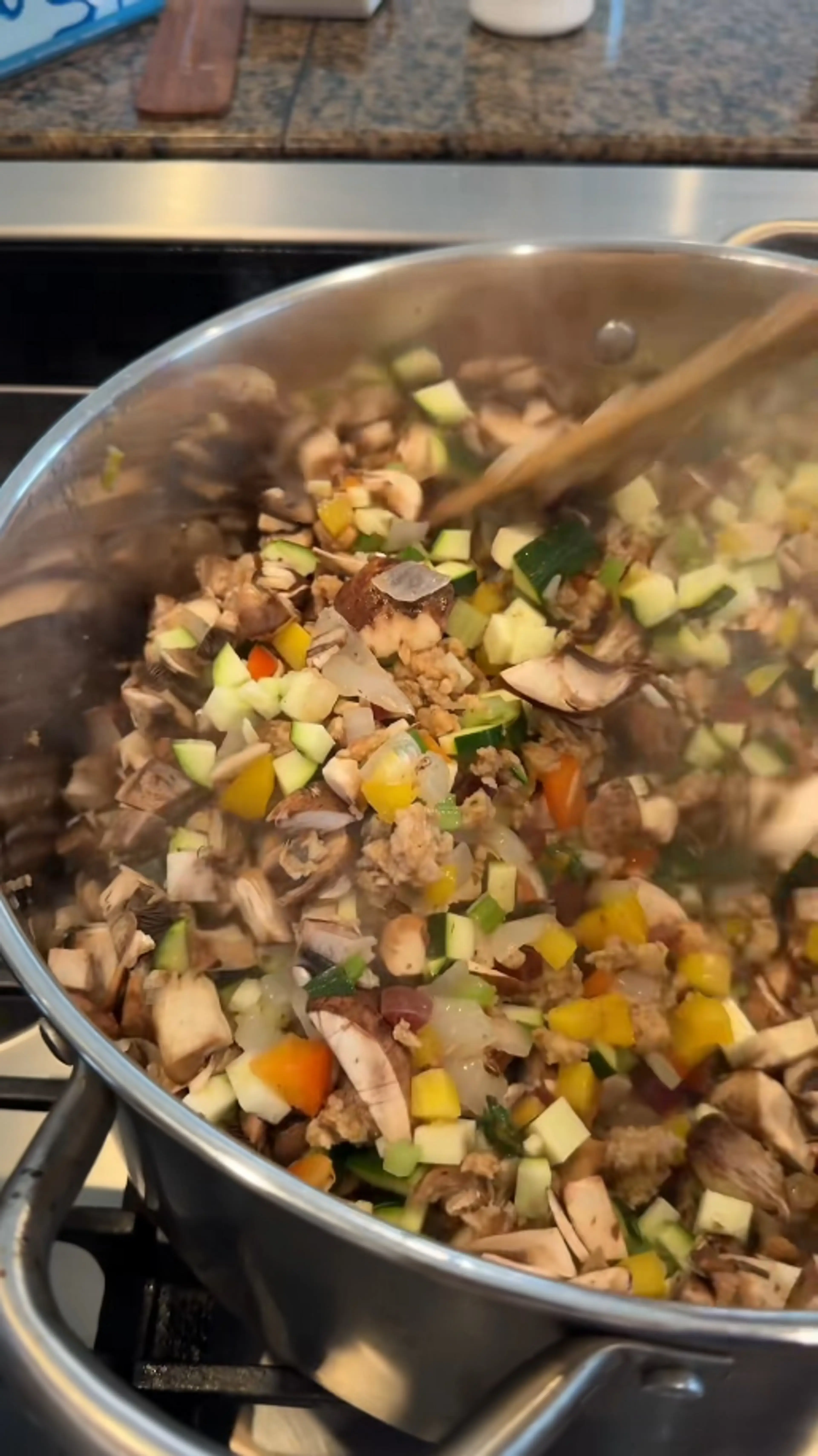 Creamy Red Sauce With Veggies