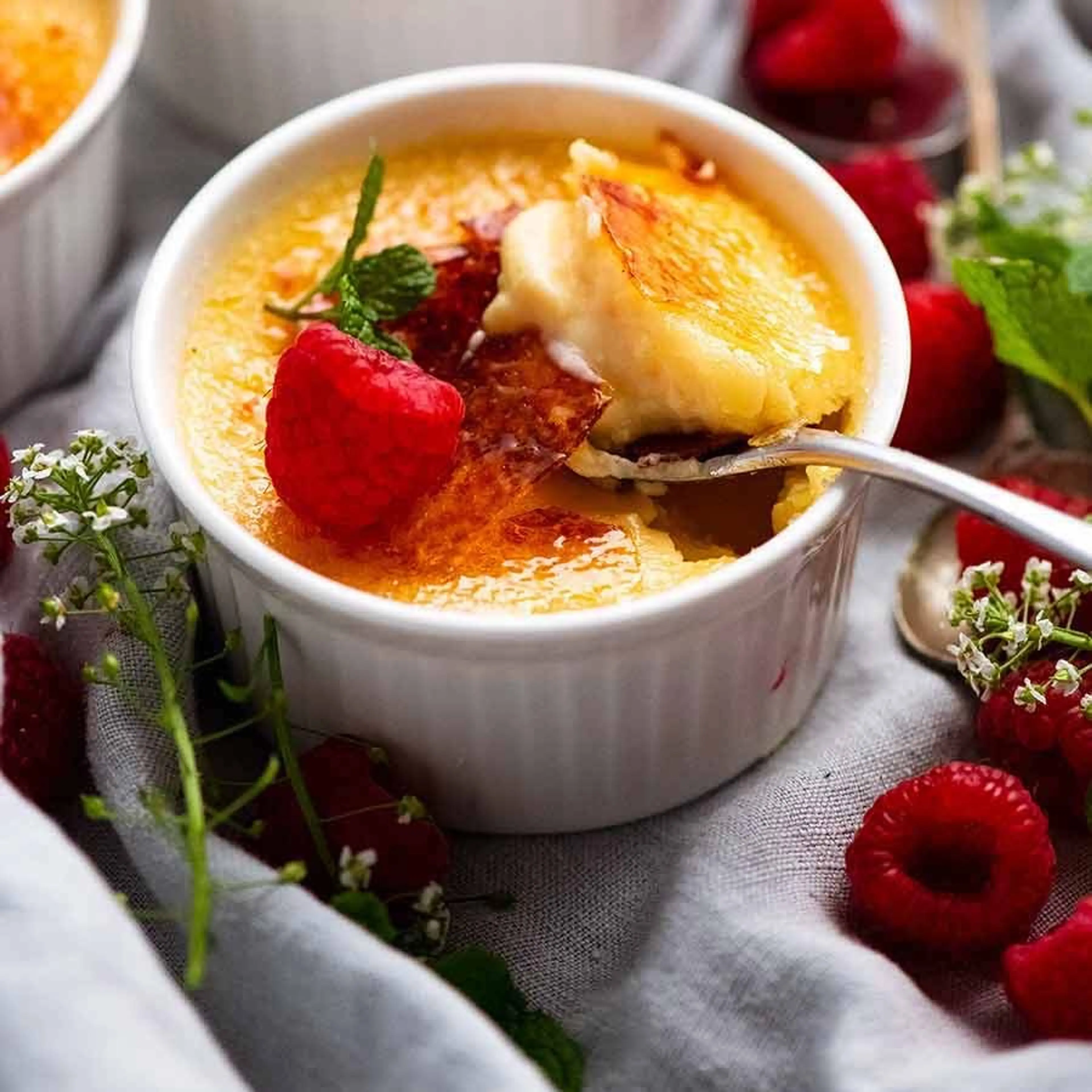 Crème Brûlée (French Vanilla Custard)