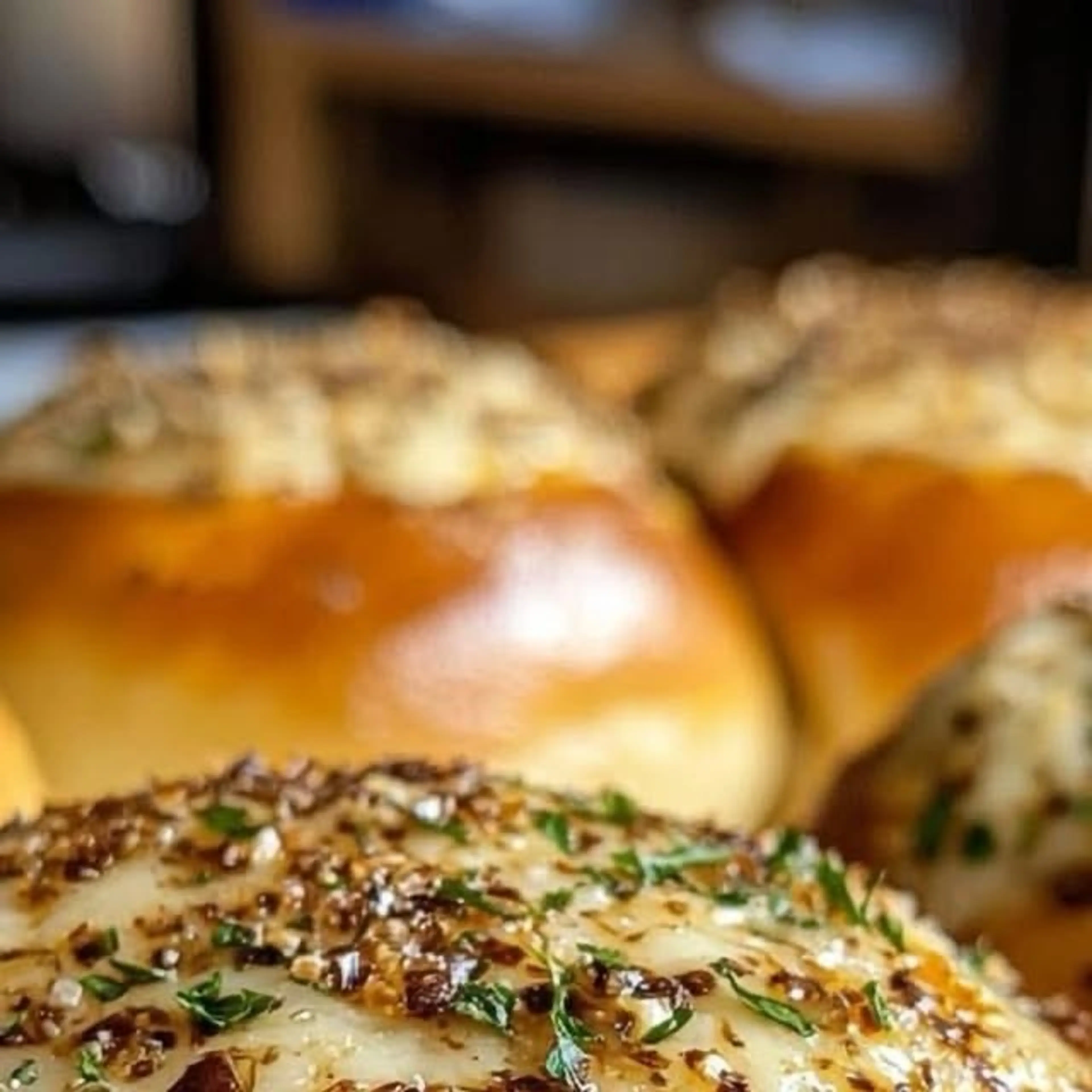 Garlic Parmesan Cheeseburger Bombs