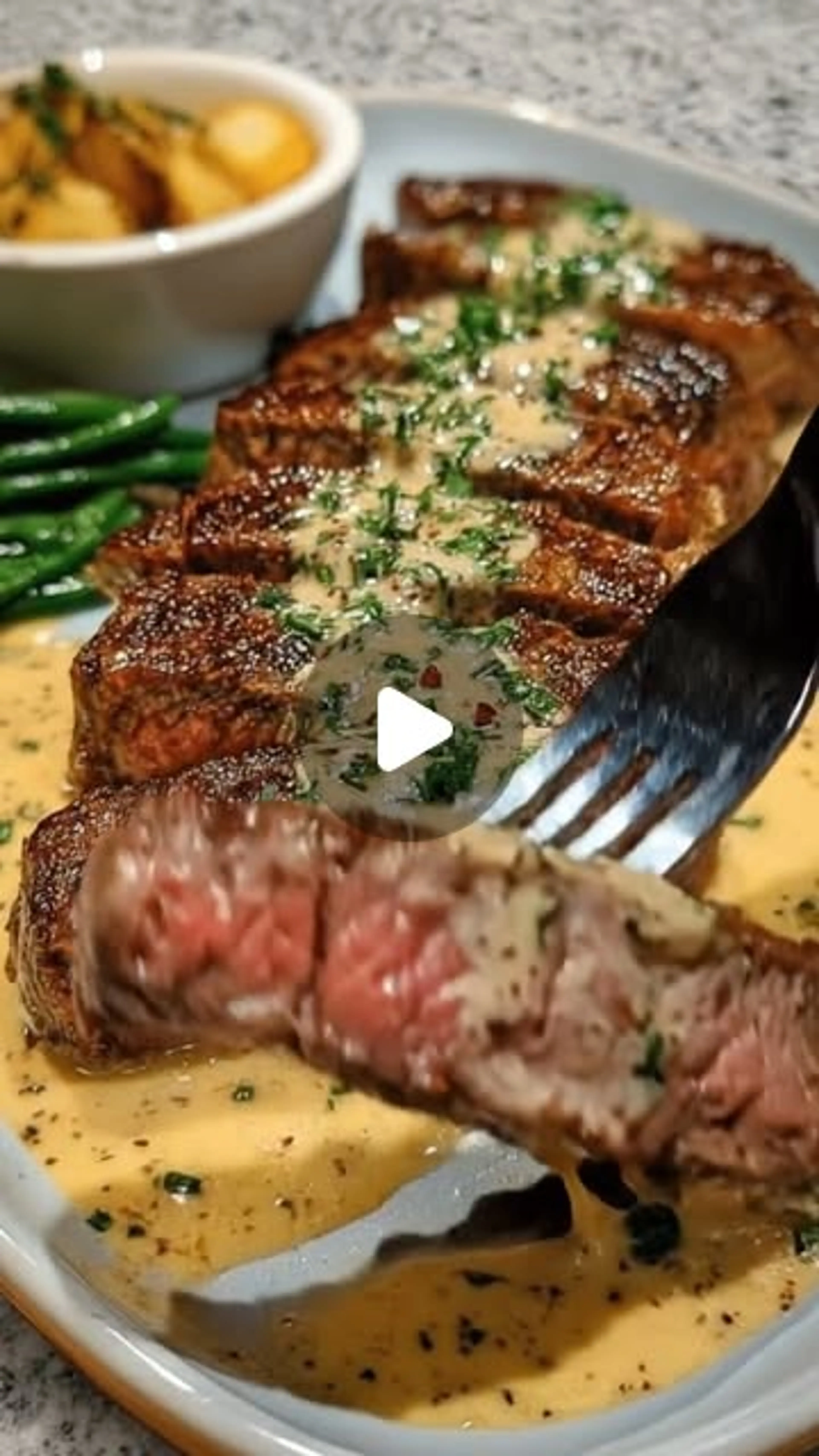 Steak with Garlic Cream Sauce