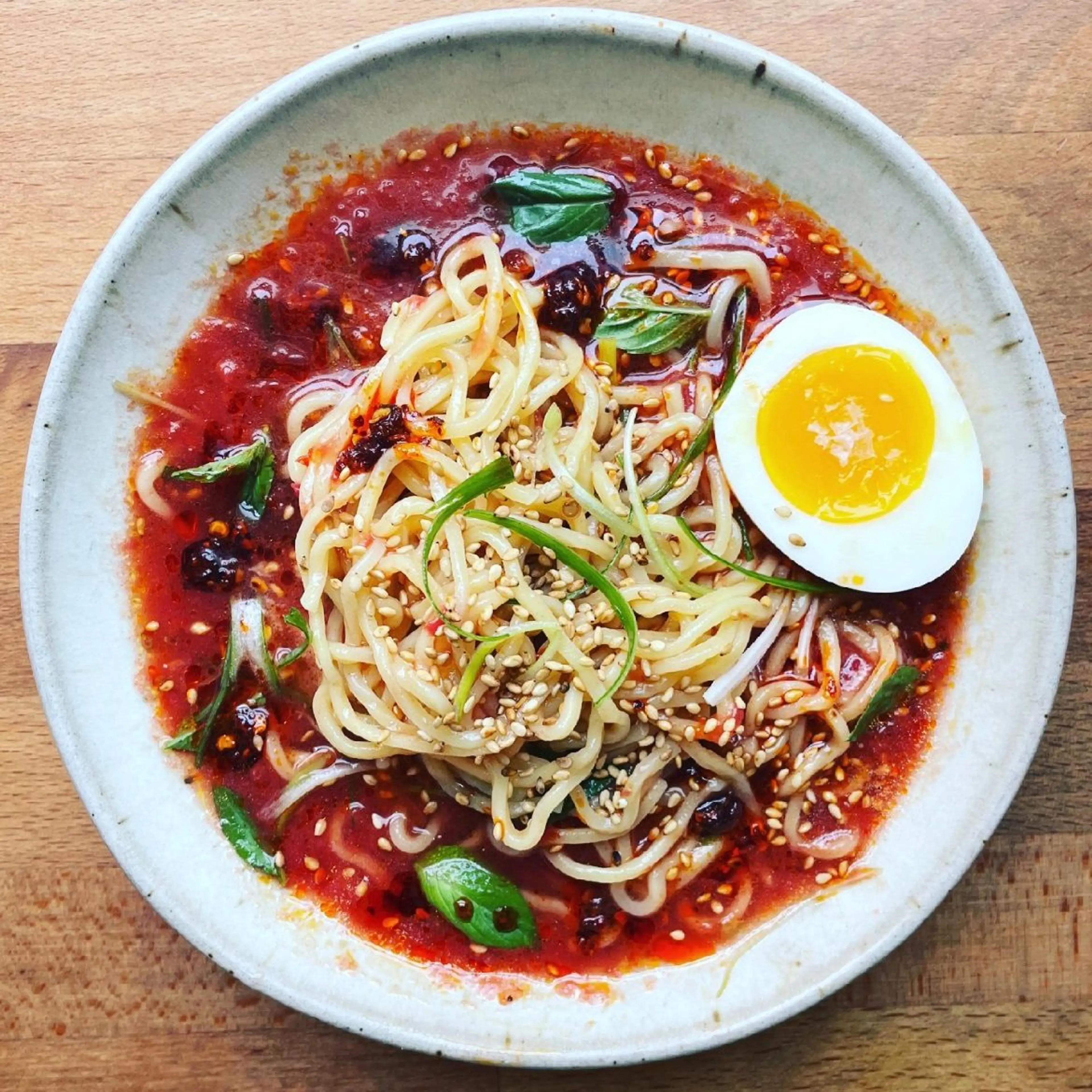 Cold Noods with Grated Tomato Sauce and Chili Oil