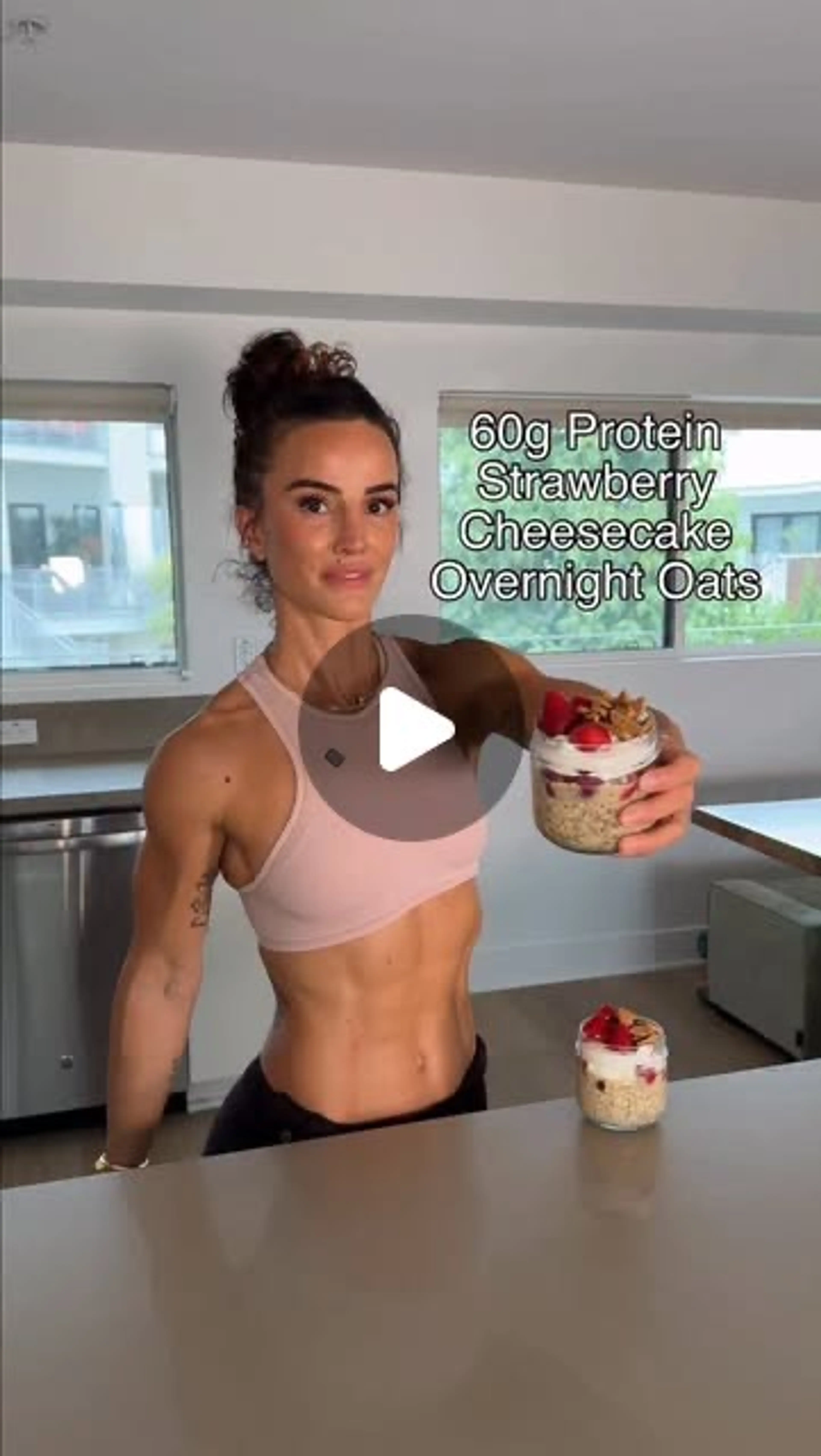 60g Protein Strawberry Cheesecake Overnight Oats - Gut Healt