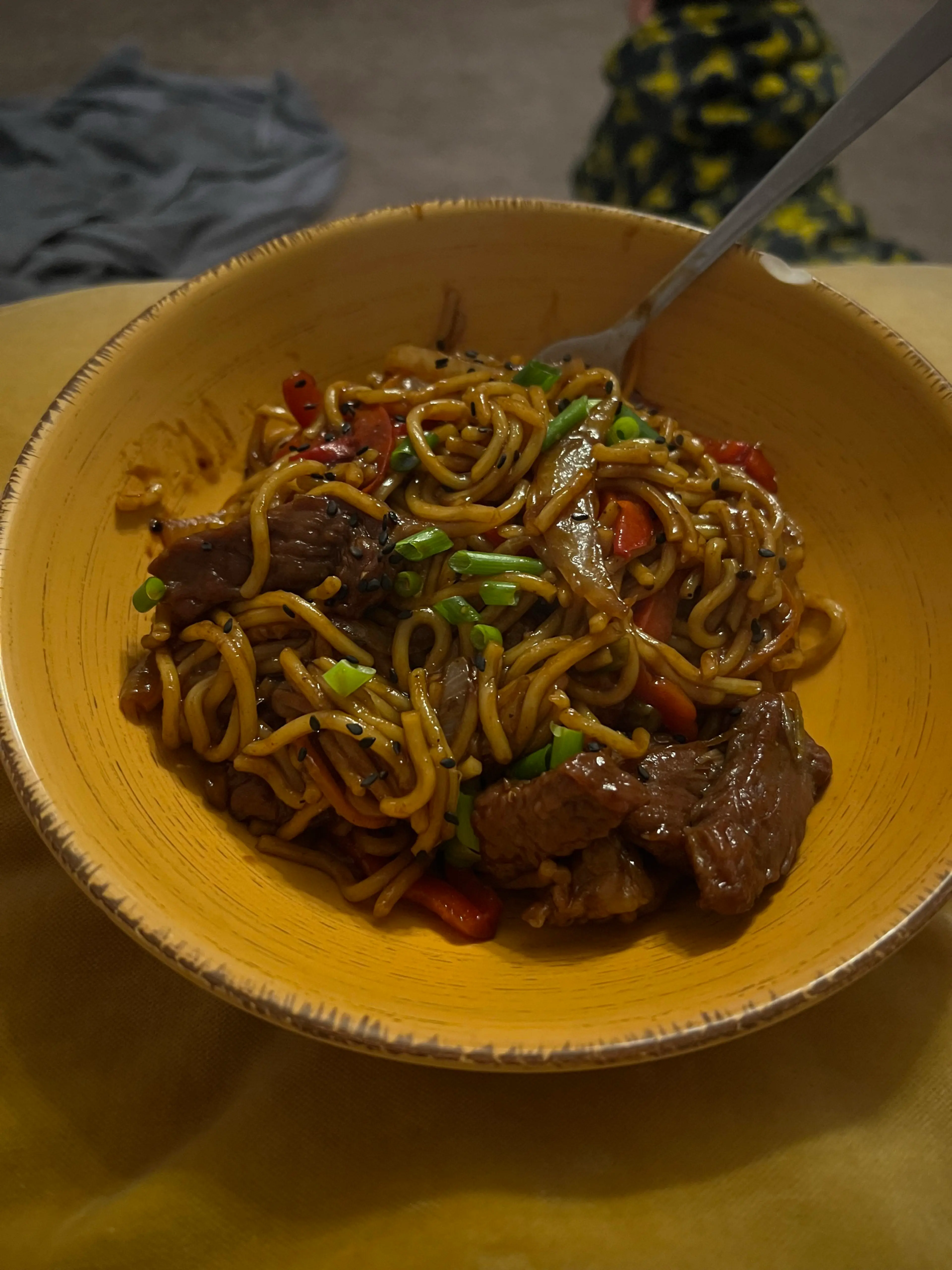 Black pepper beef noodle