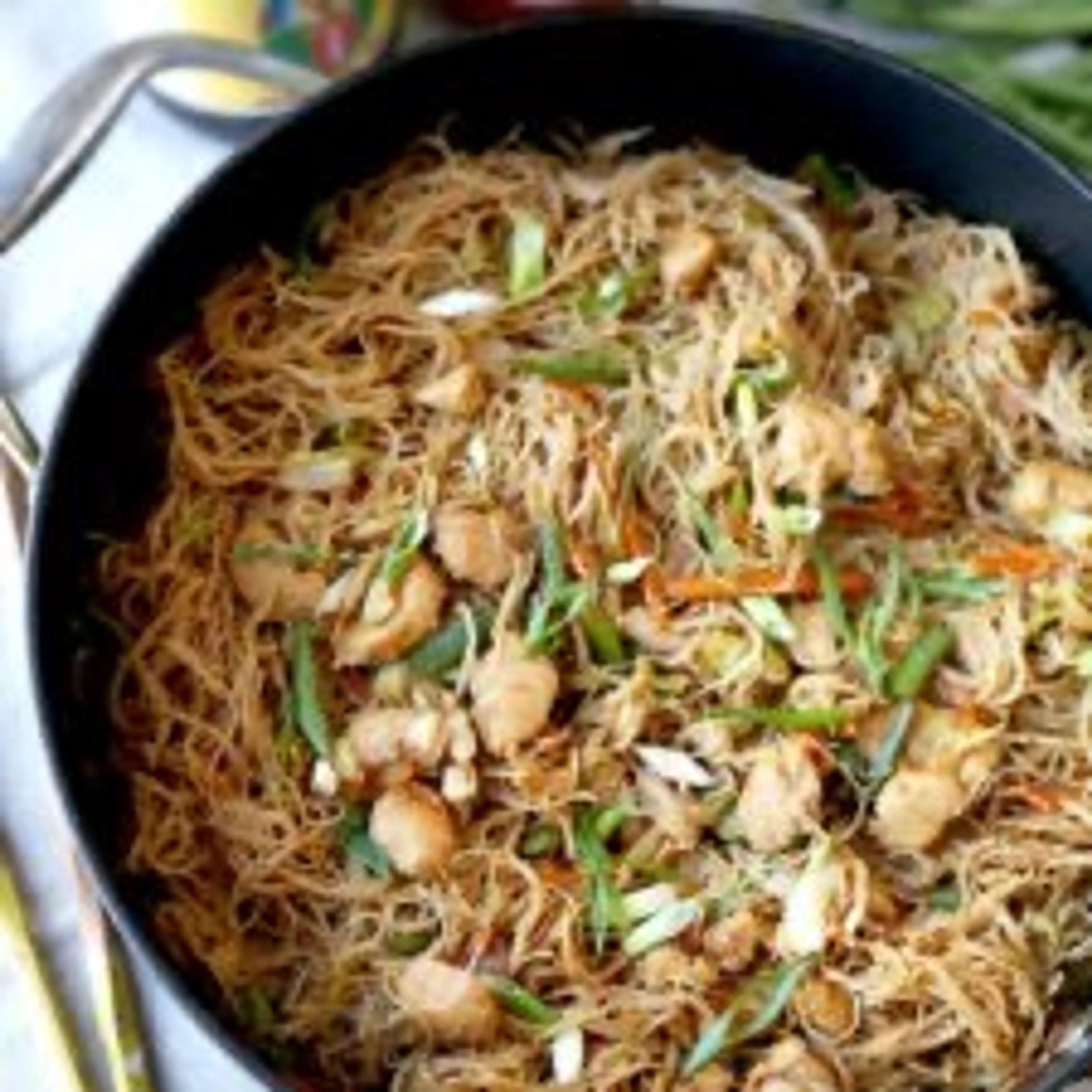 Bihon Pancit (Filipino Stir Fried Noodles)