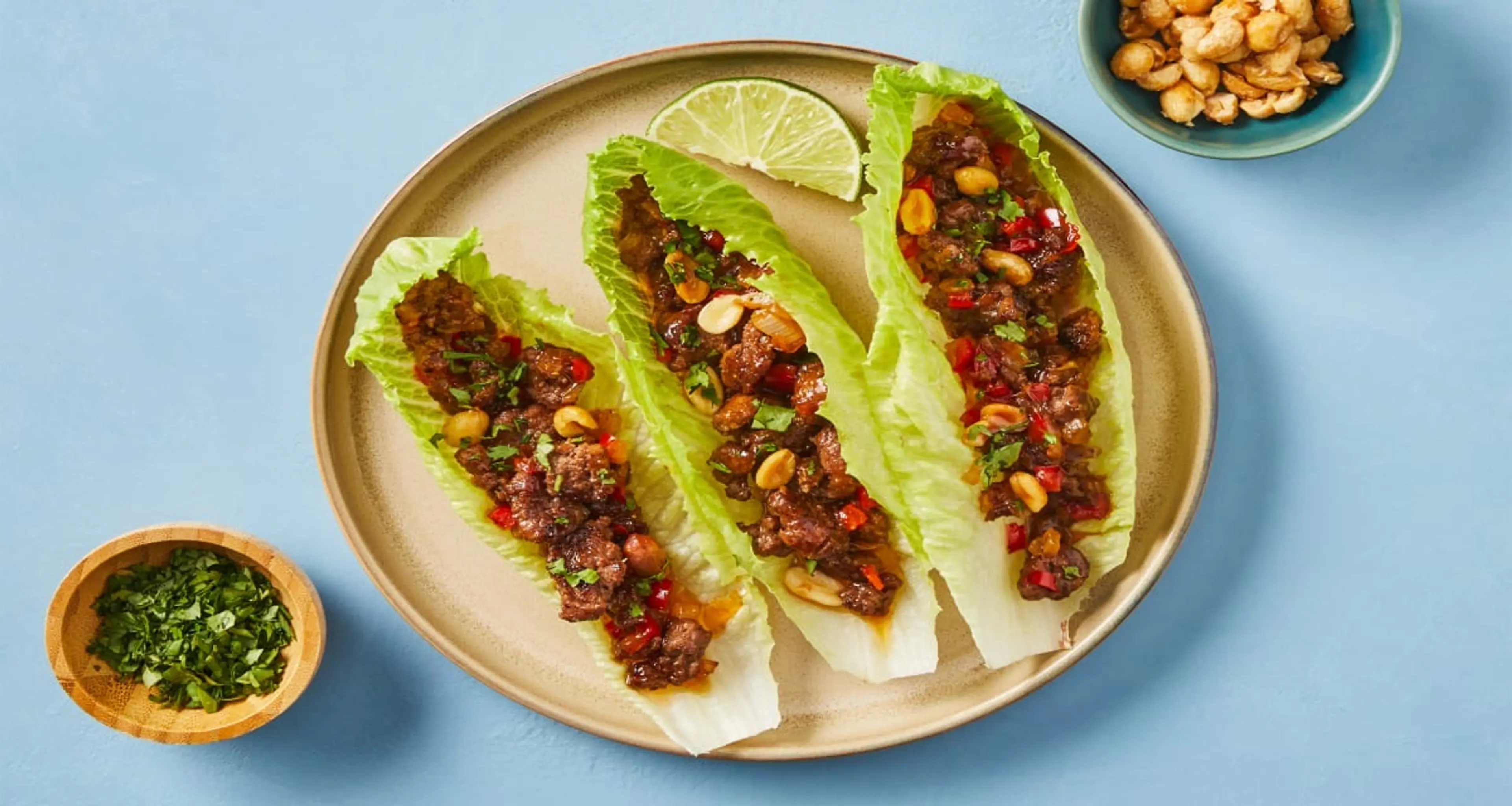 Sweet Chili Turkey Lettuce Wraps with Bell Pepper & Candied