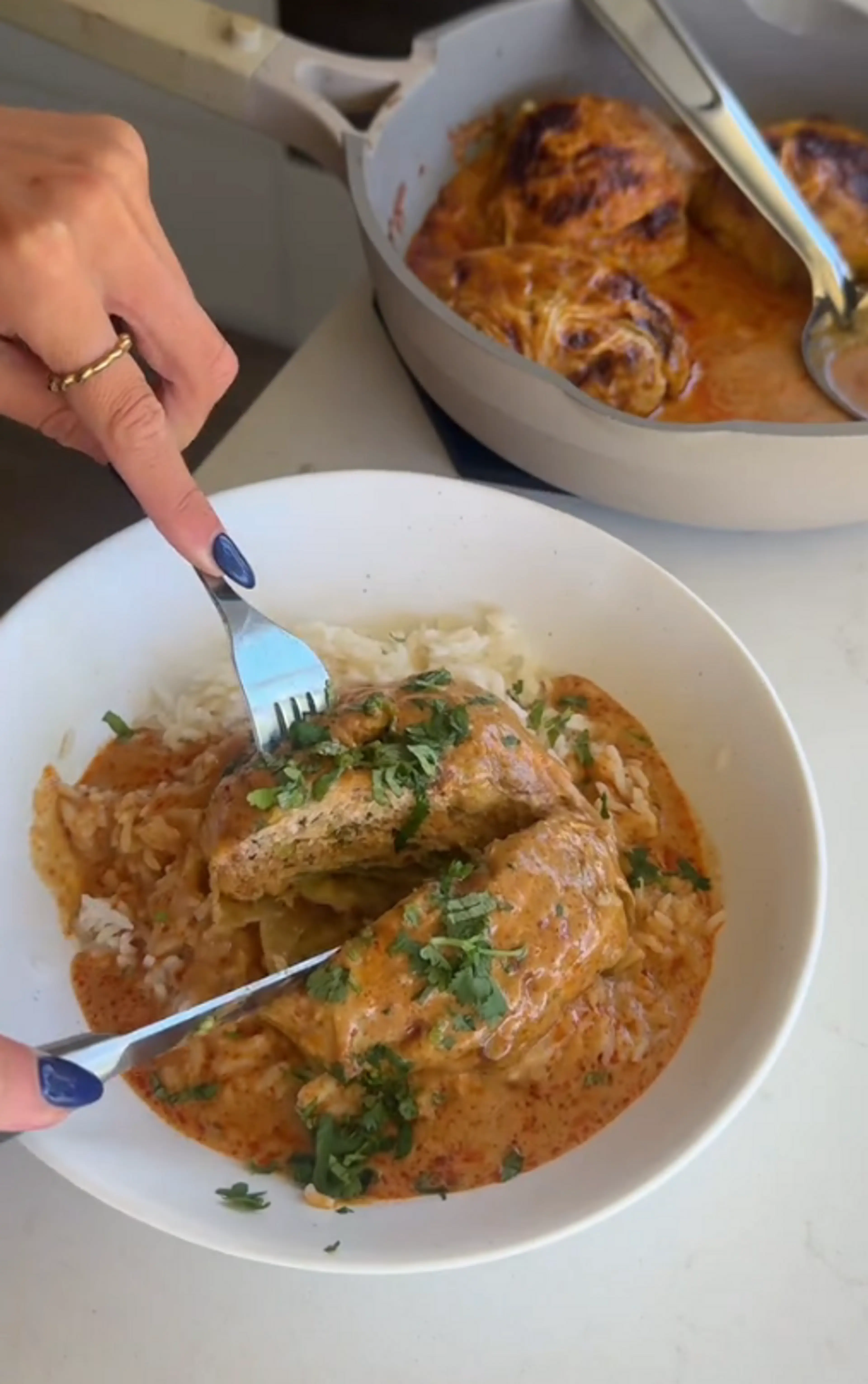 Red curry cabbage cups