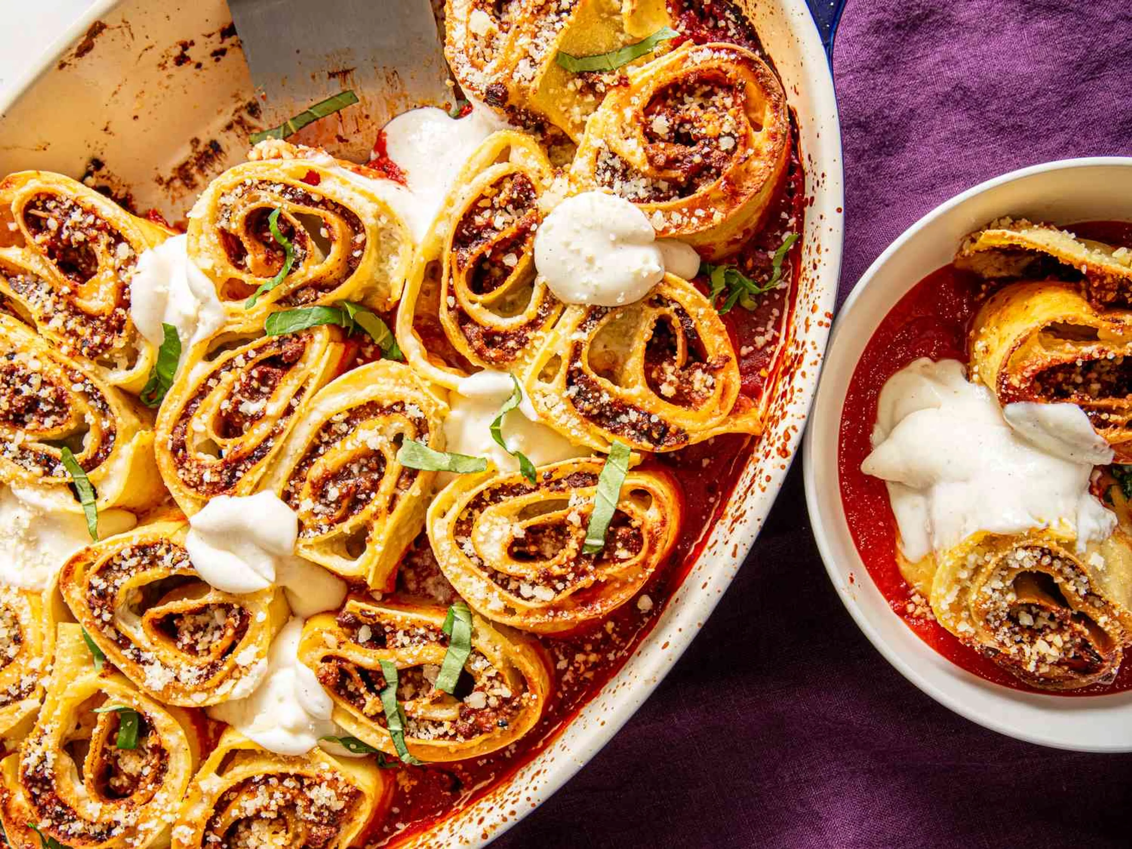 Bolognese Lasagna Rolls (Rosette)