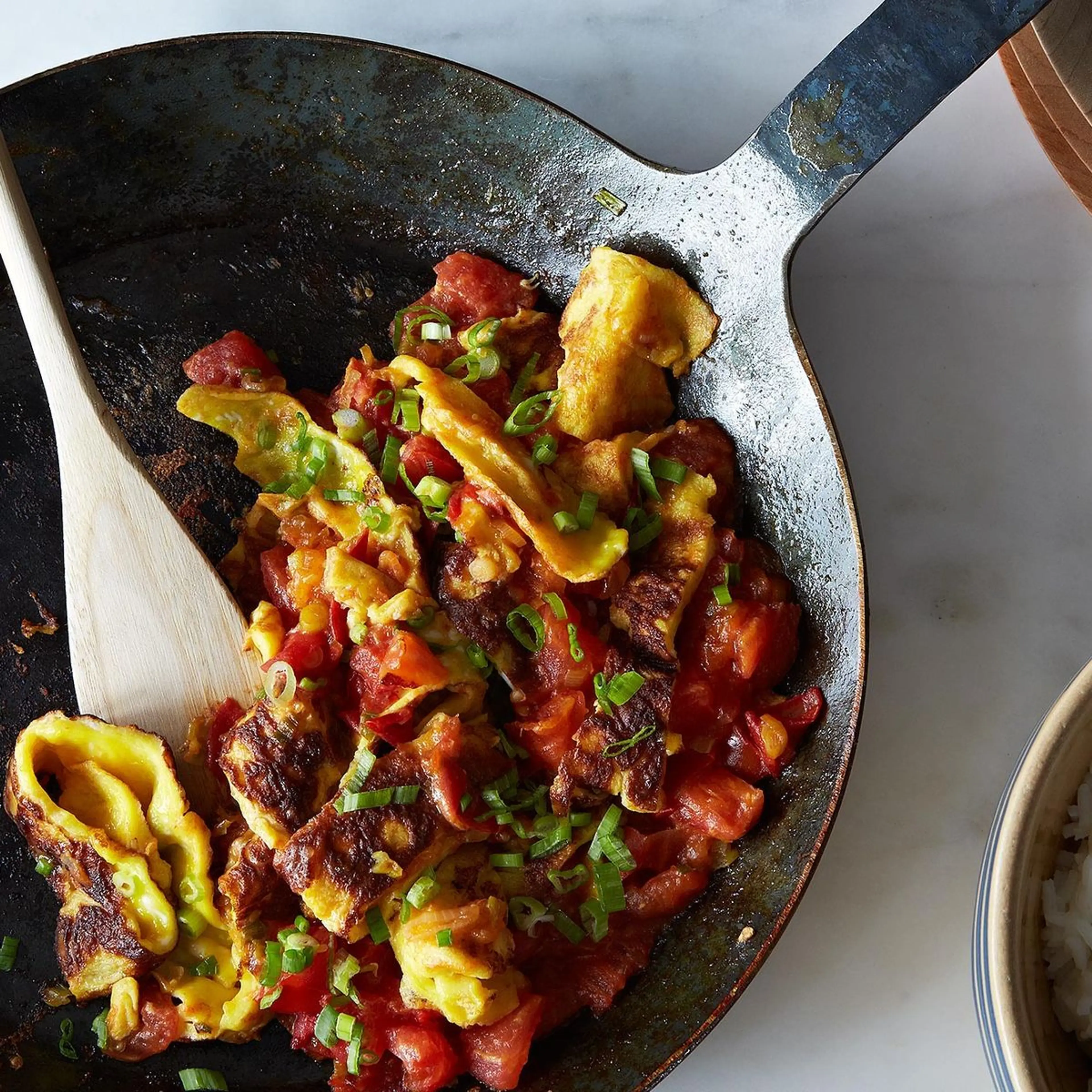 Fan Qie Chao Dan (Tomato and Eggs over Rice)