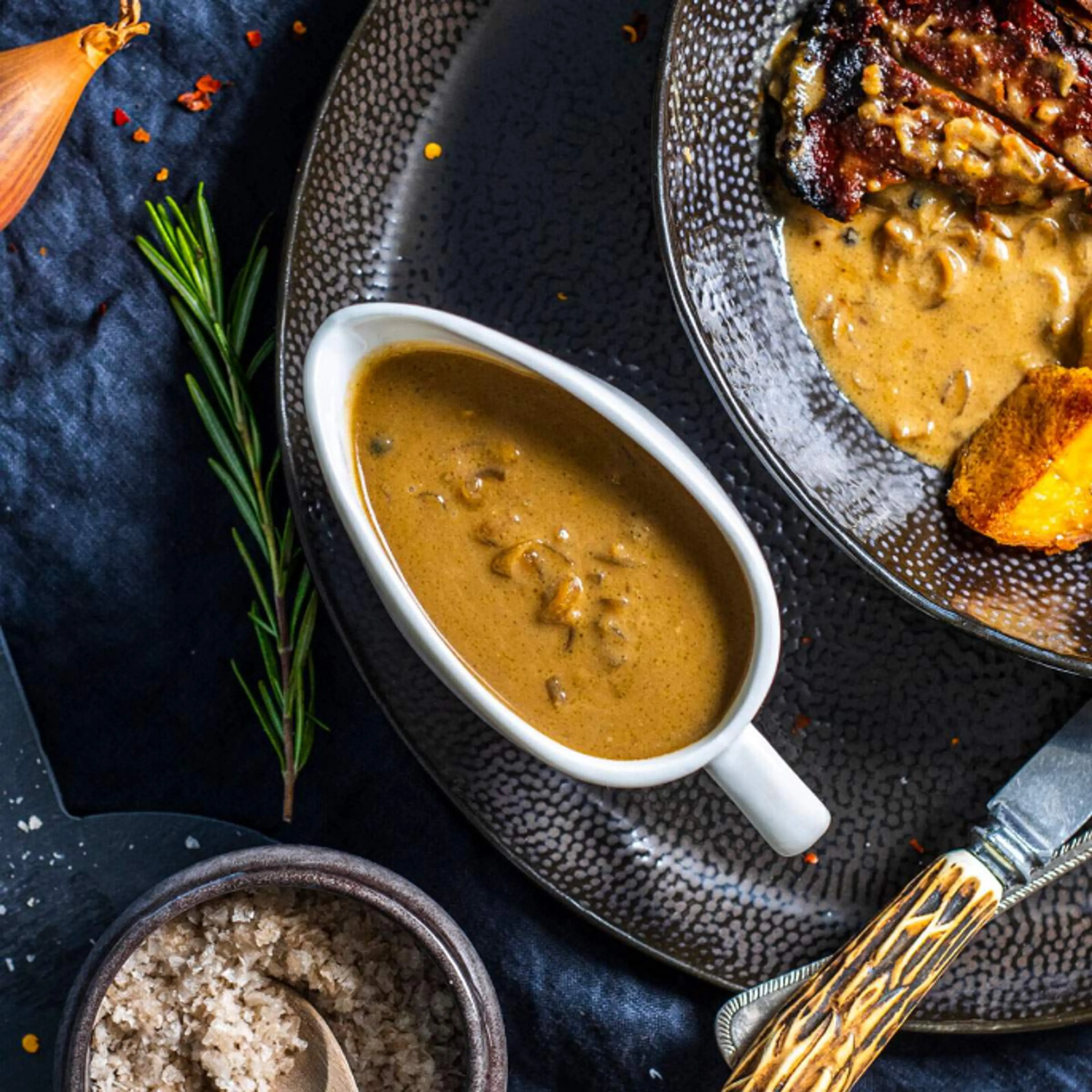 Vegan Peppercorn Sauce