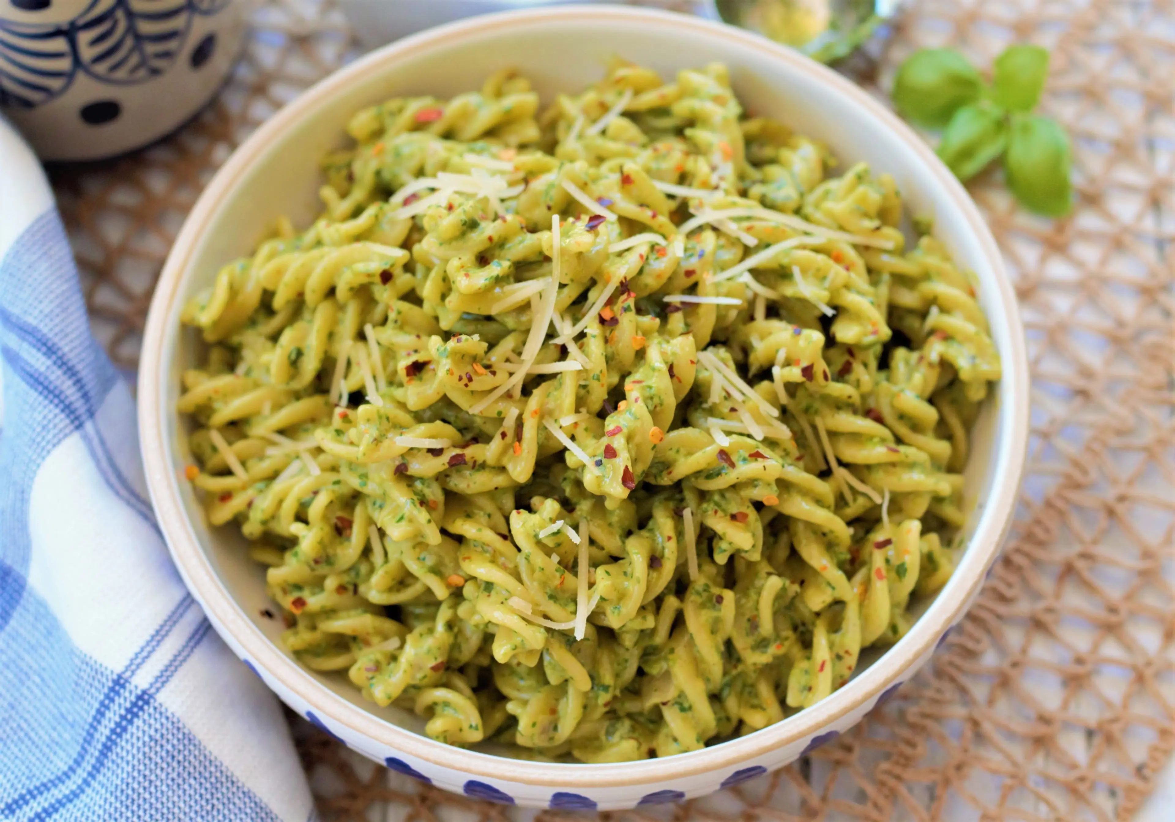 Creamy Jalapeño Spinach Pesto Pasta