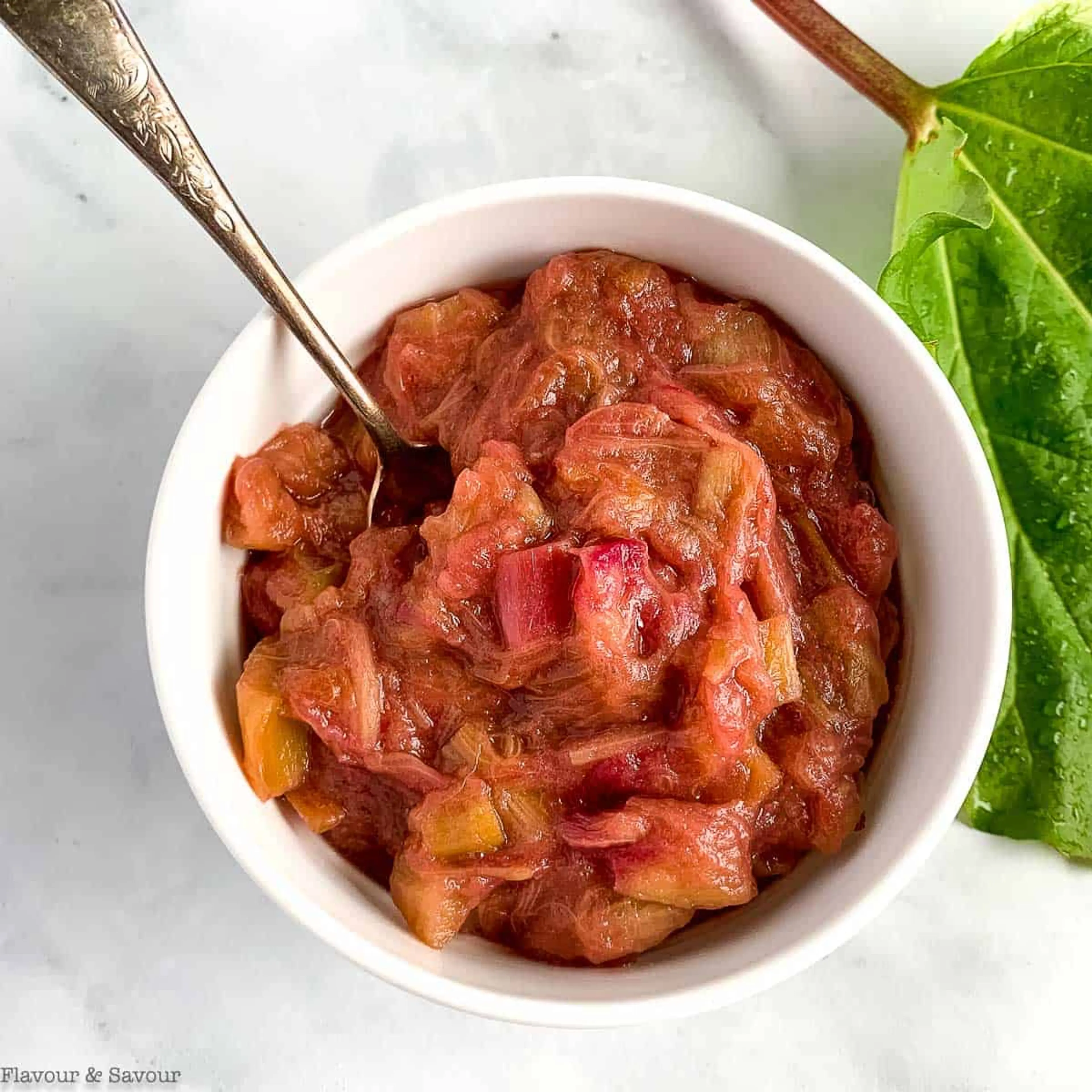 Sugar-Free Rhubarb Compote (Stewed Rhubarb)