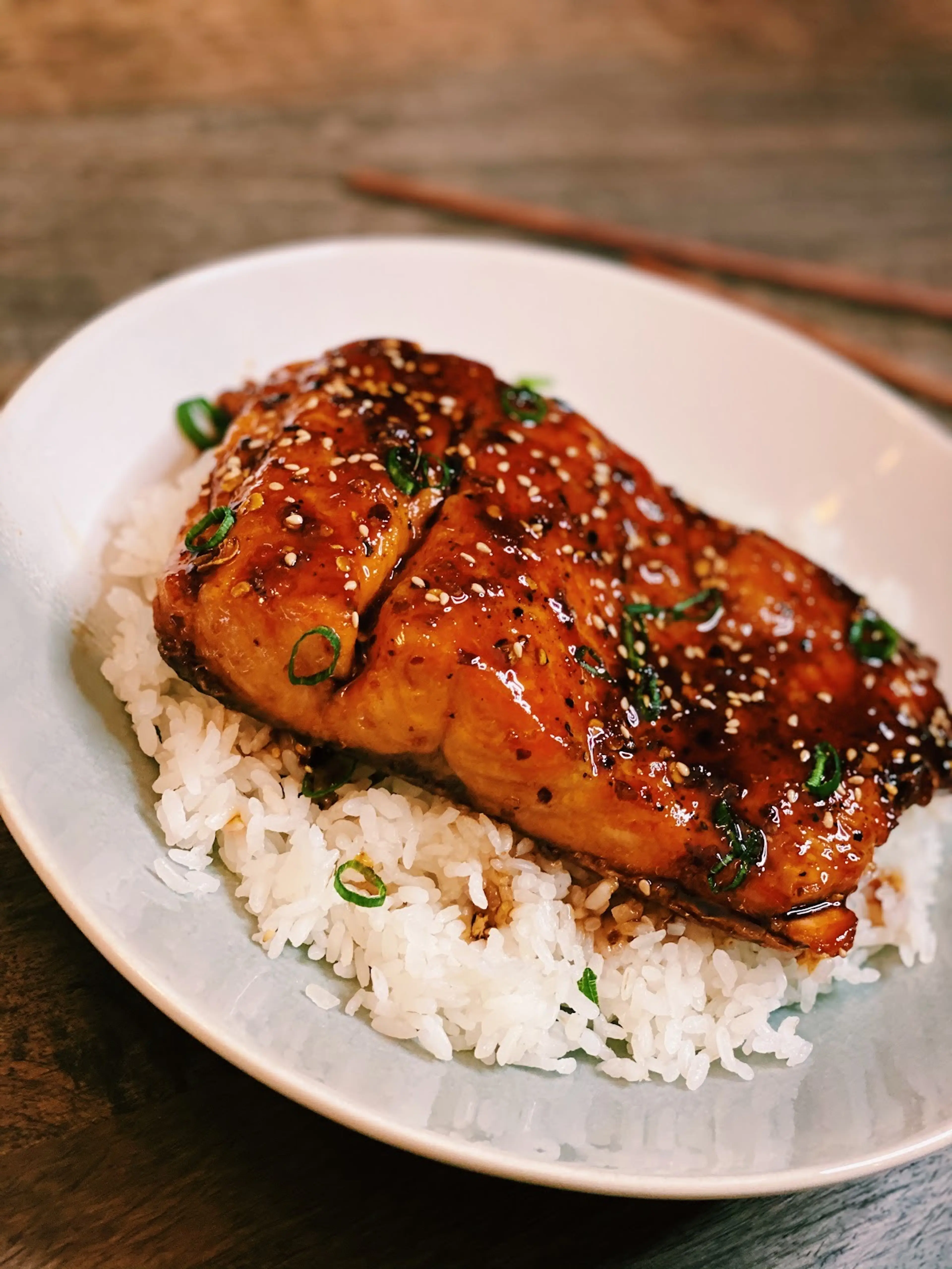 ⭐️ Spicy Honey Glazed Salmon