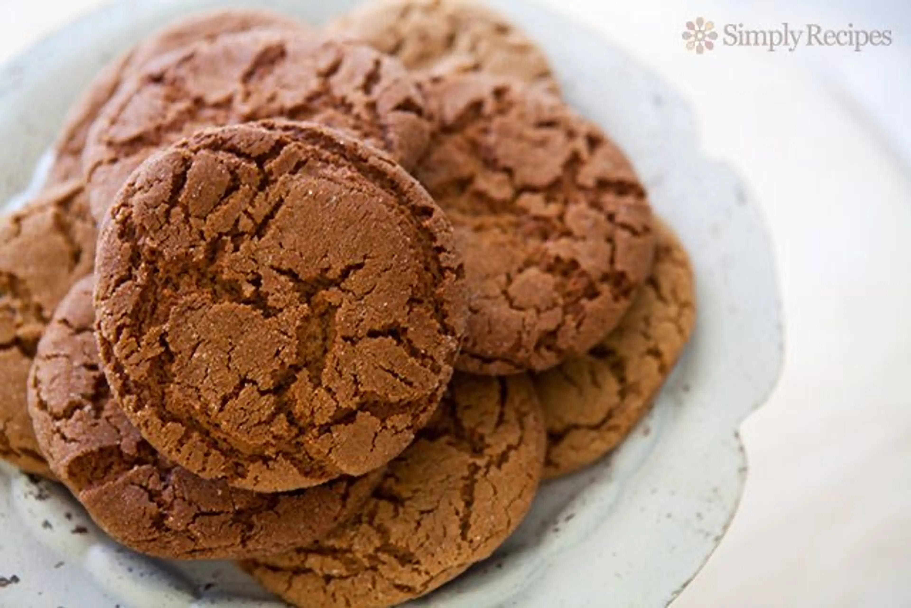 Big Soft Ginger Cookies (Chocolate Snapper Cookies)