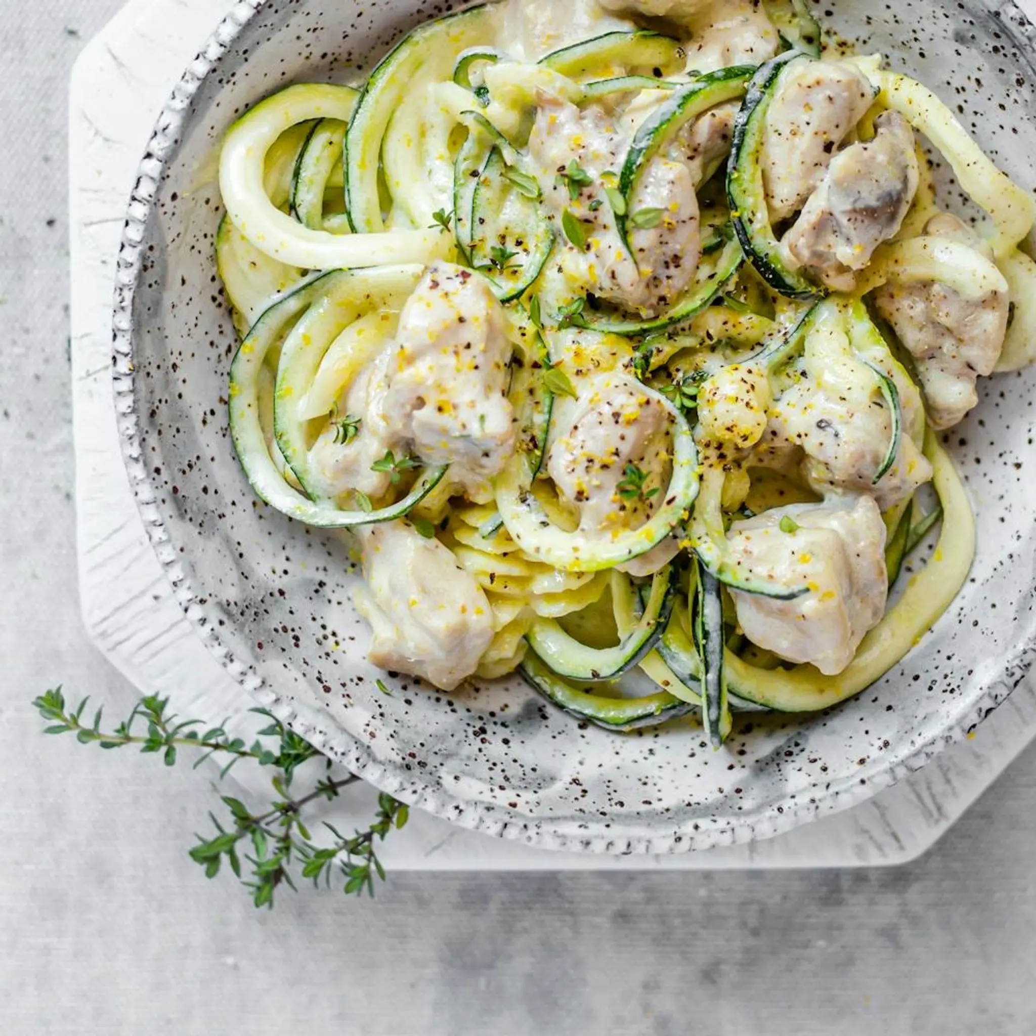 Zoodles al limone med kyckling