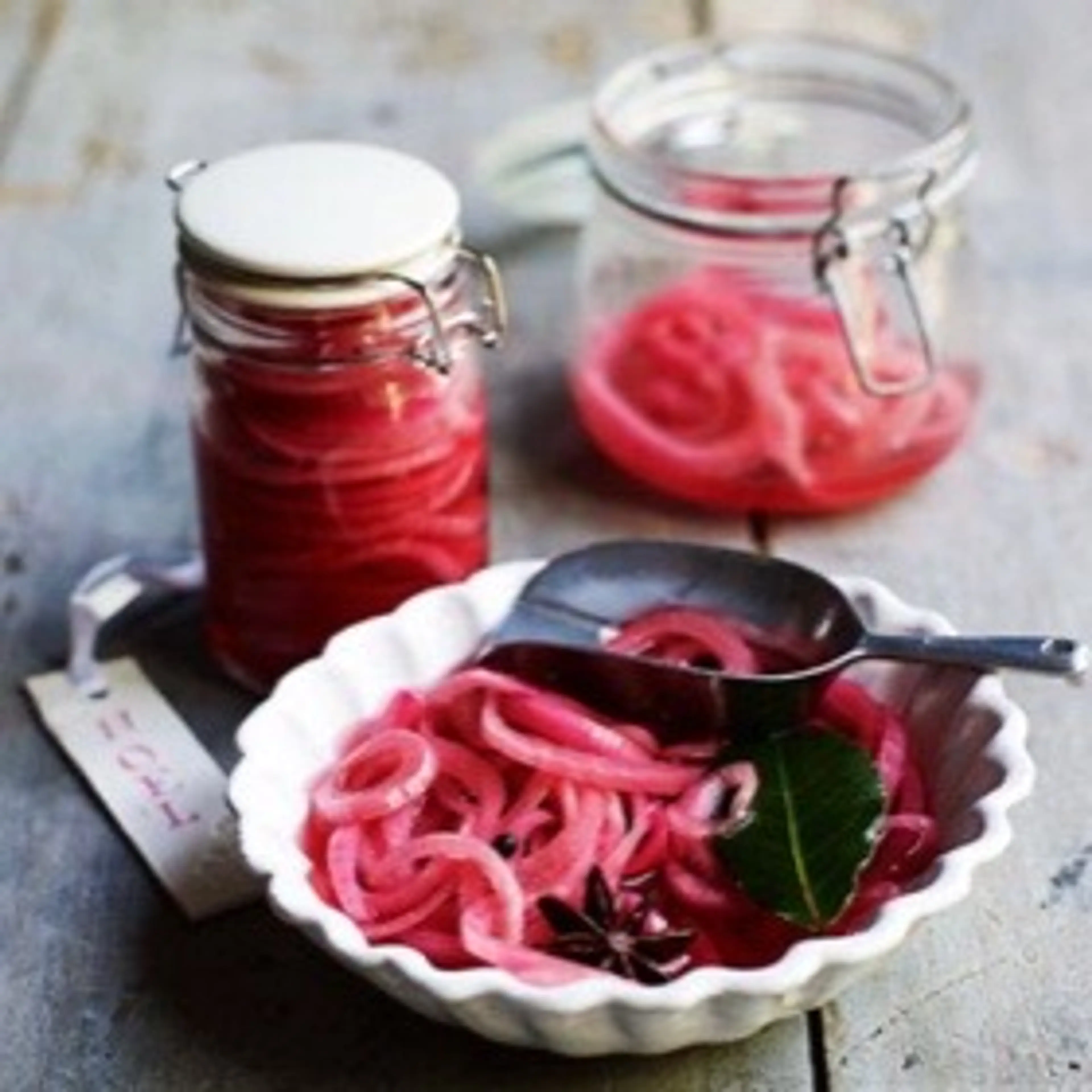 Quick Pickled Onions