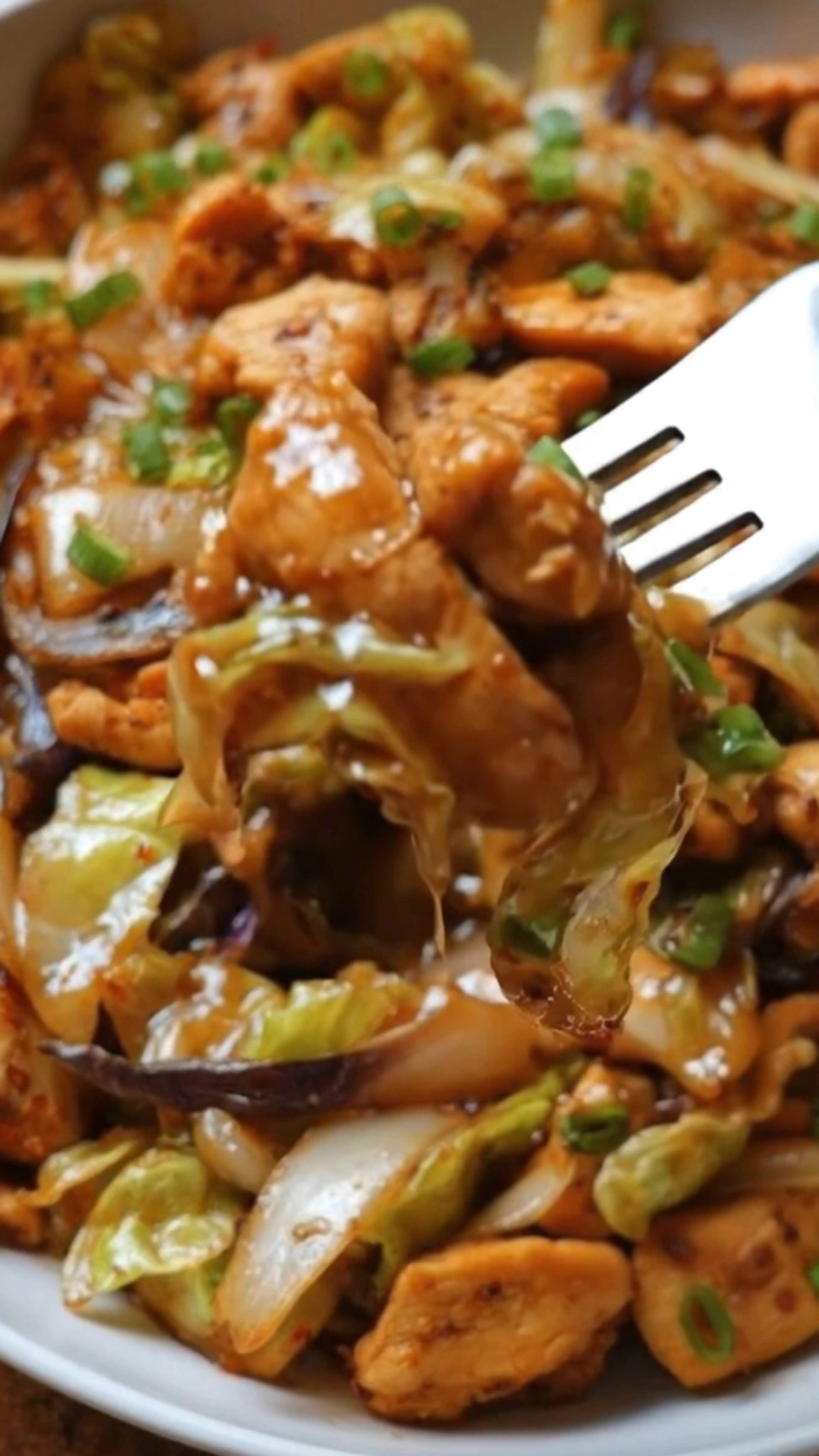 Spicy Chicken & Cabbage Stir Fry
