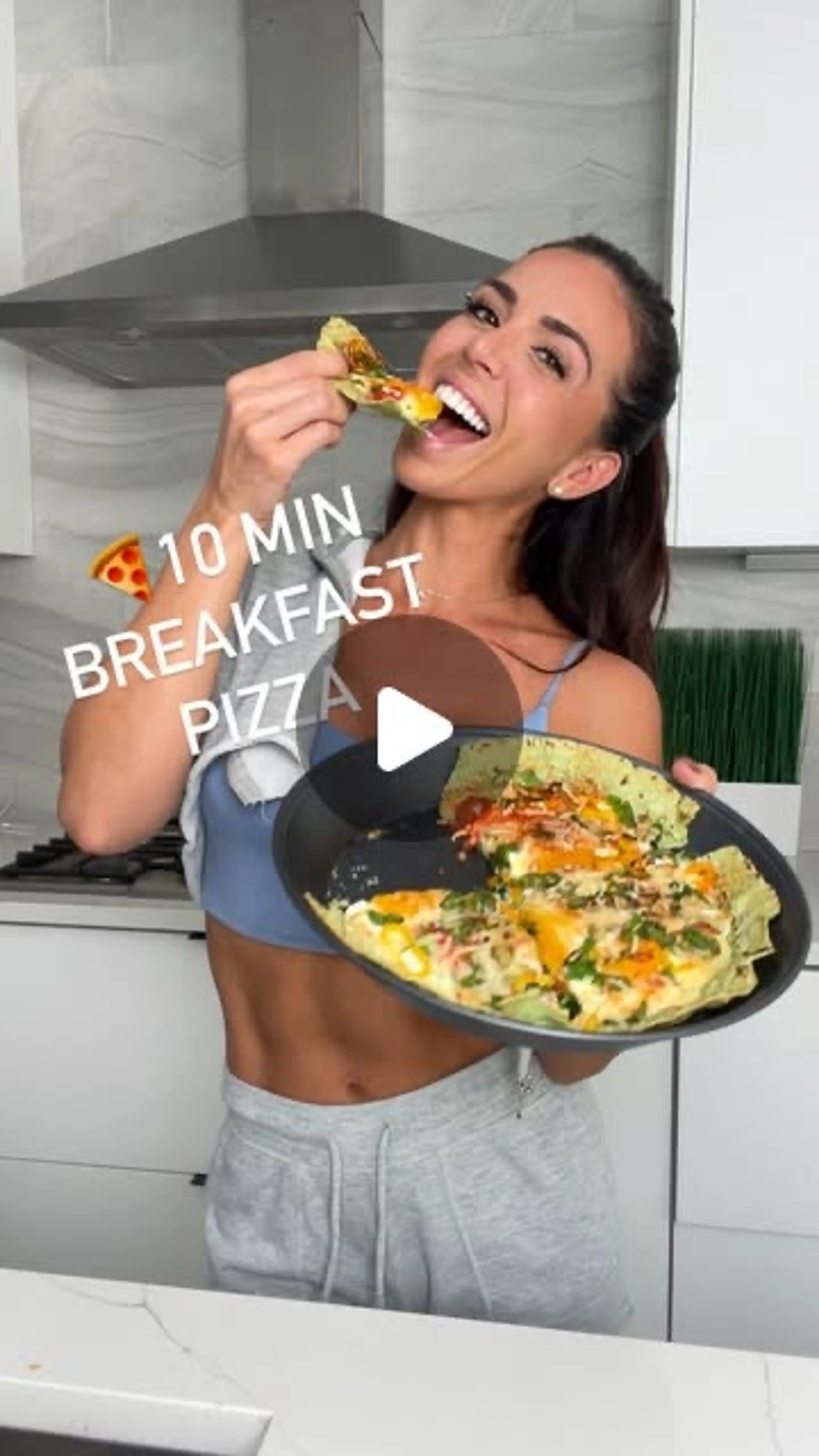 Quick & Easy Breakfast Egg Pizza