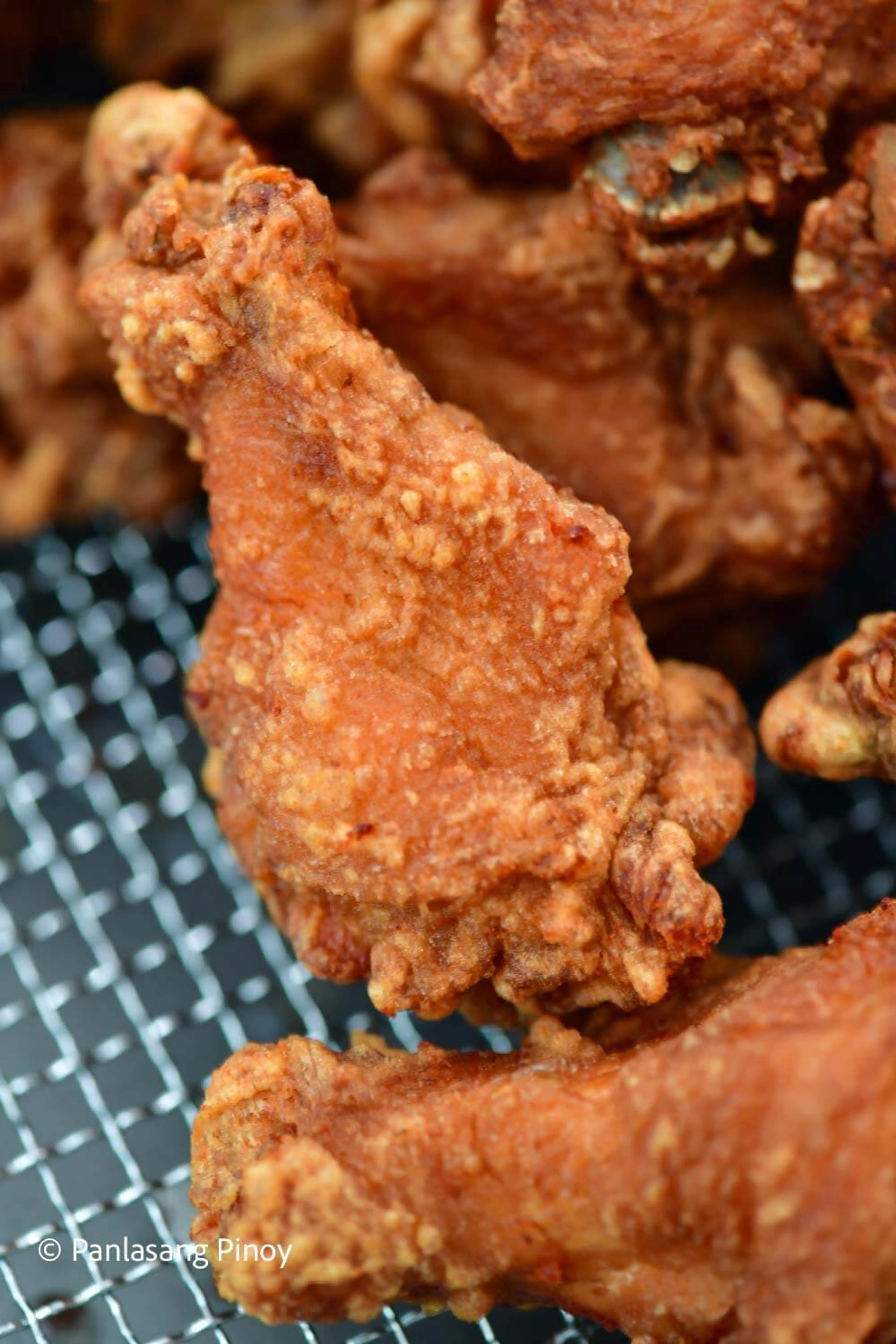 Crispy Garlic Fried Chicken Wings