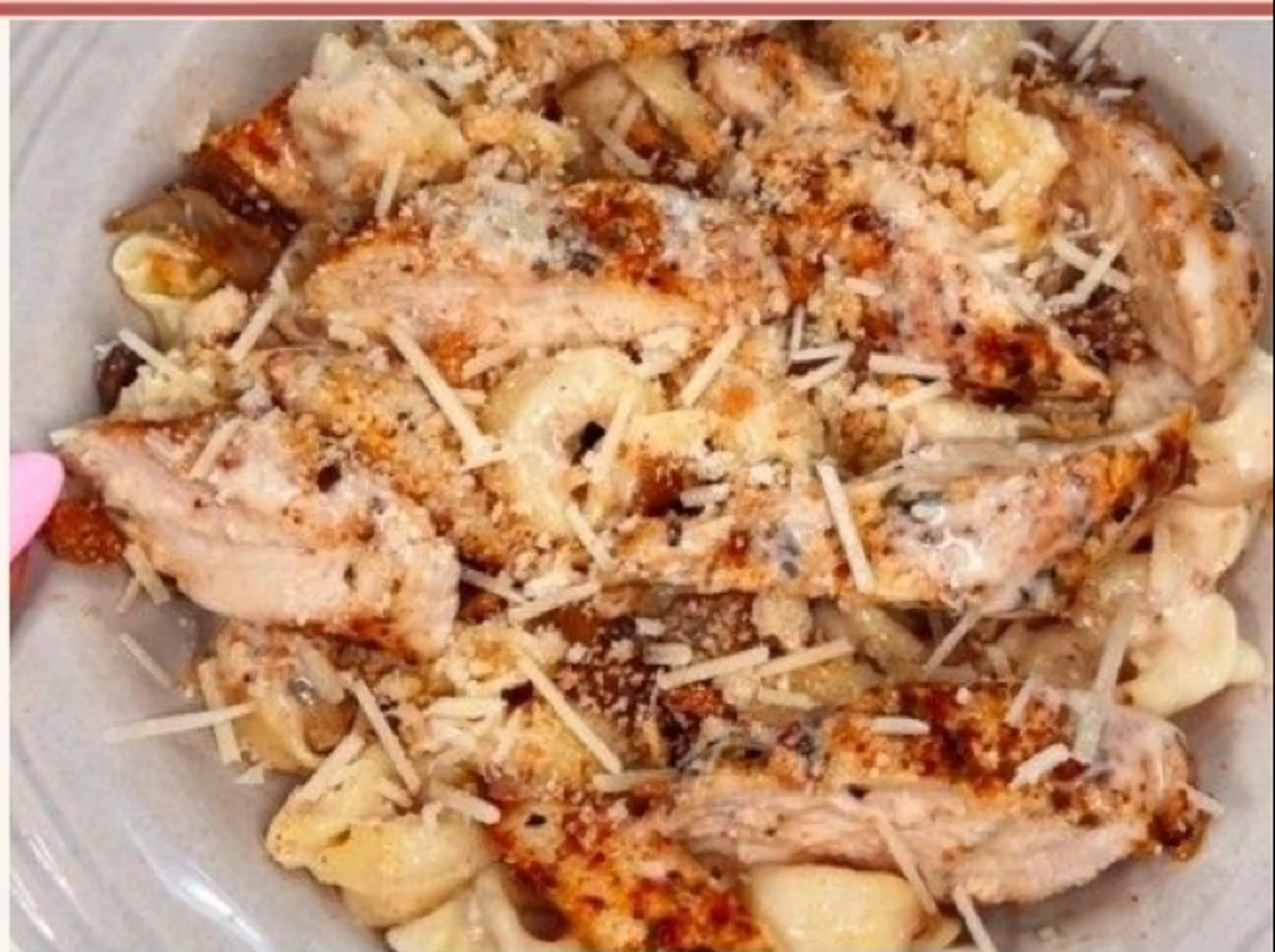 CREAMY GARLIC PARM PASTA BOWLS