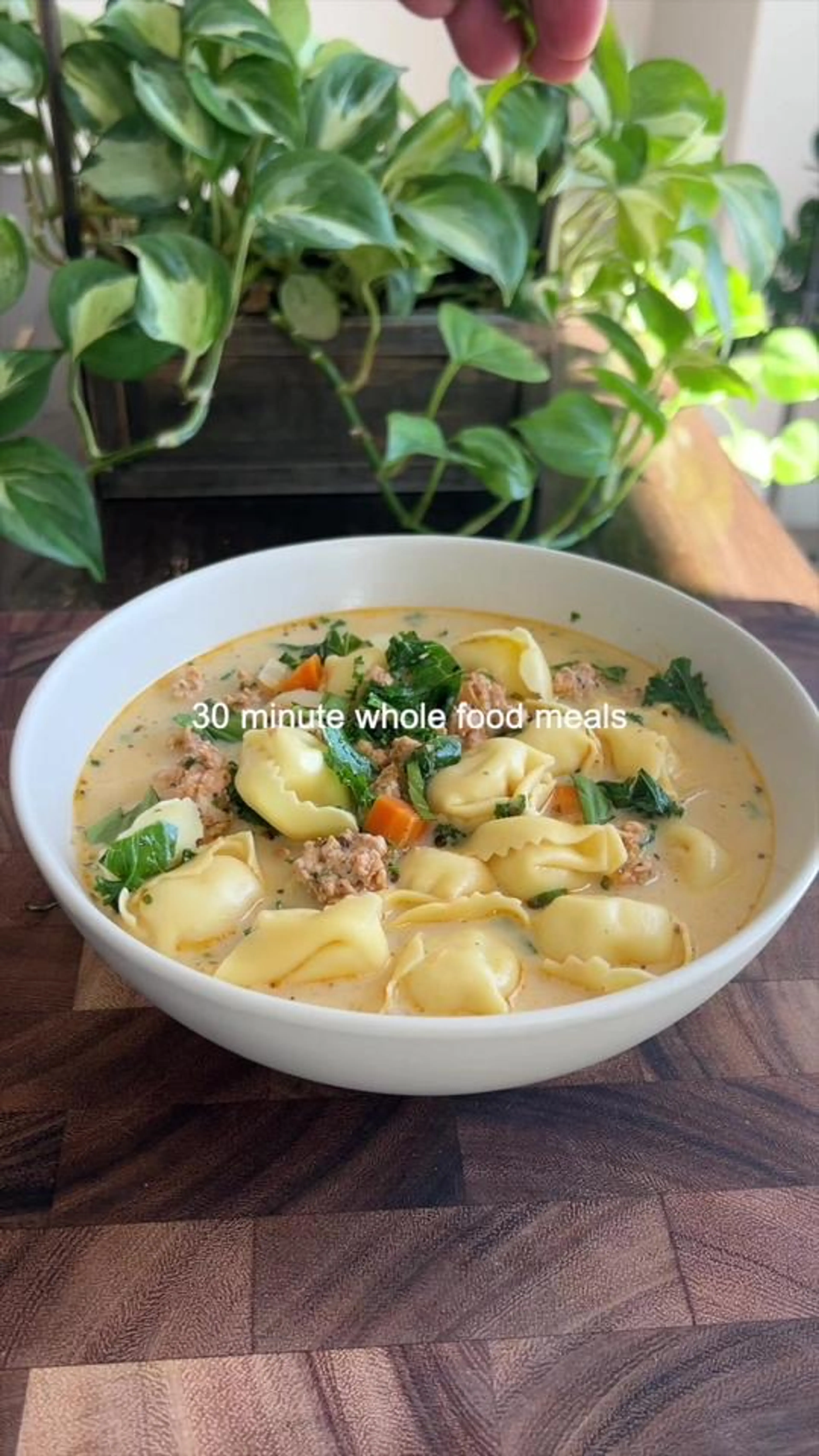 30-minute Creamy Tortellini Soup