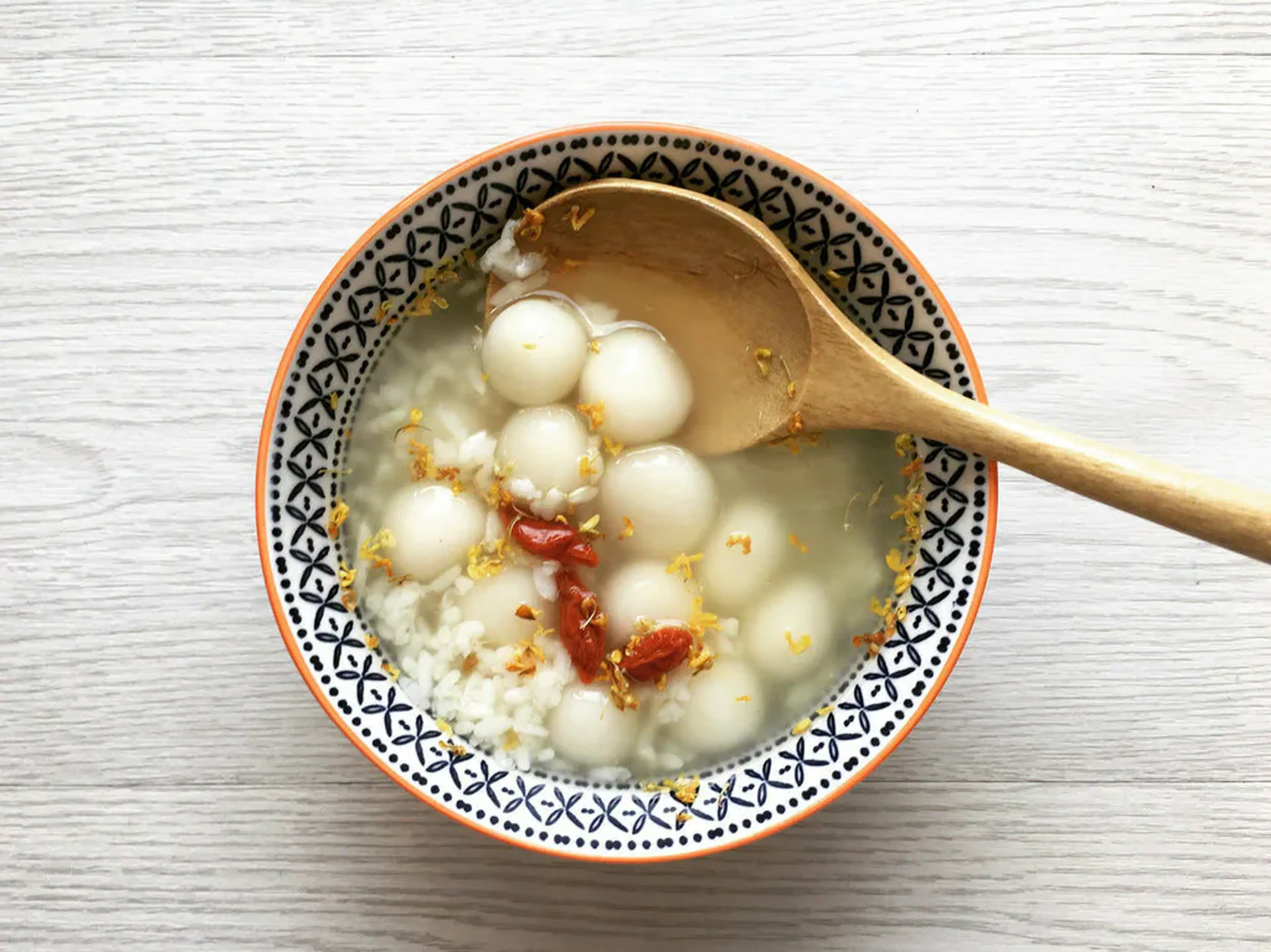 Baby Tang Yuan (Glutinous Rice Balls) in Boozy Sweet Soup